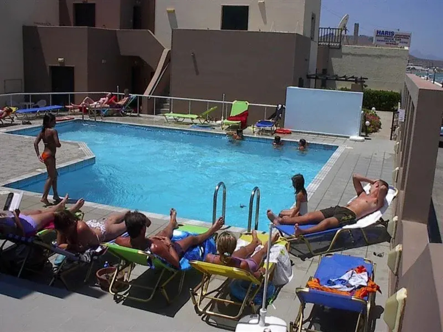 Pela Mare Apartments