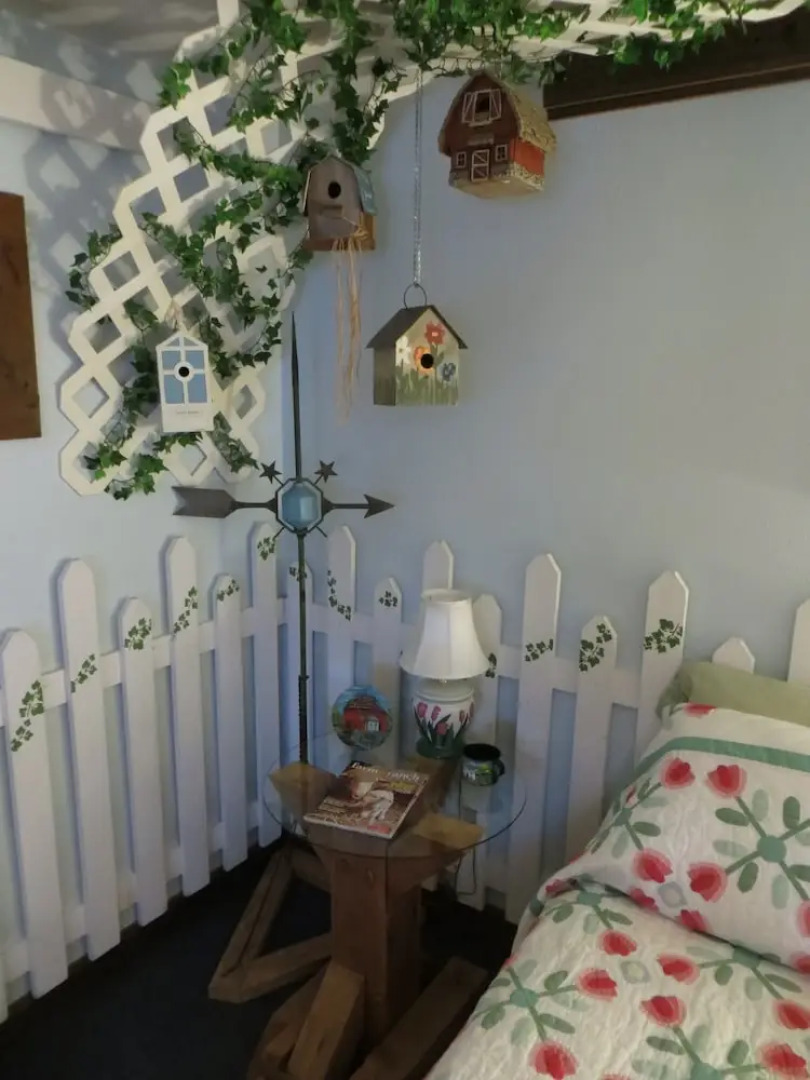 Cupola Inn Bed & Breakfast