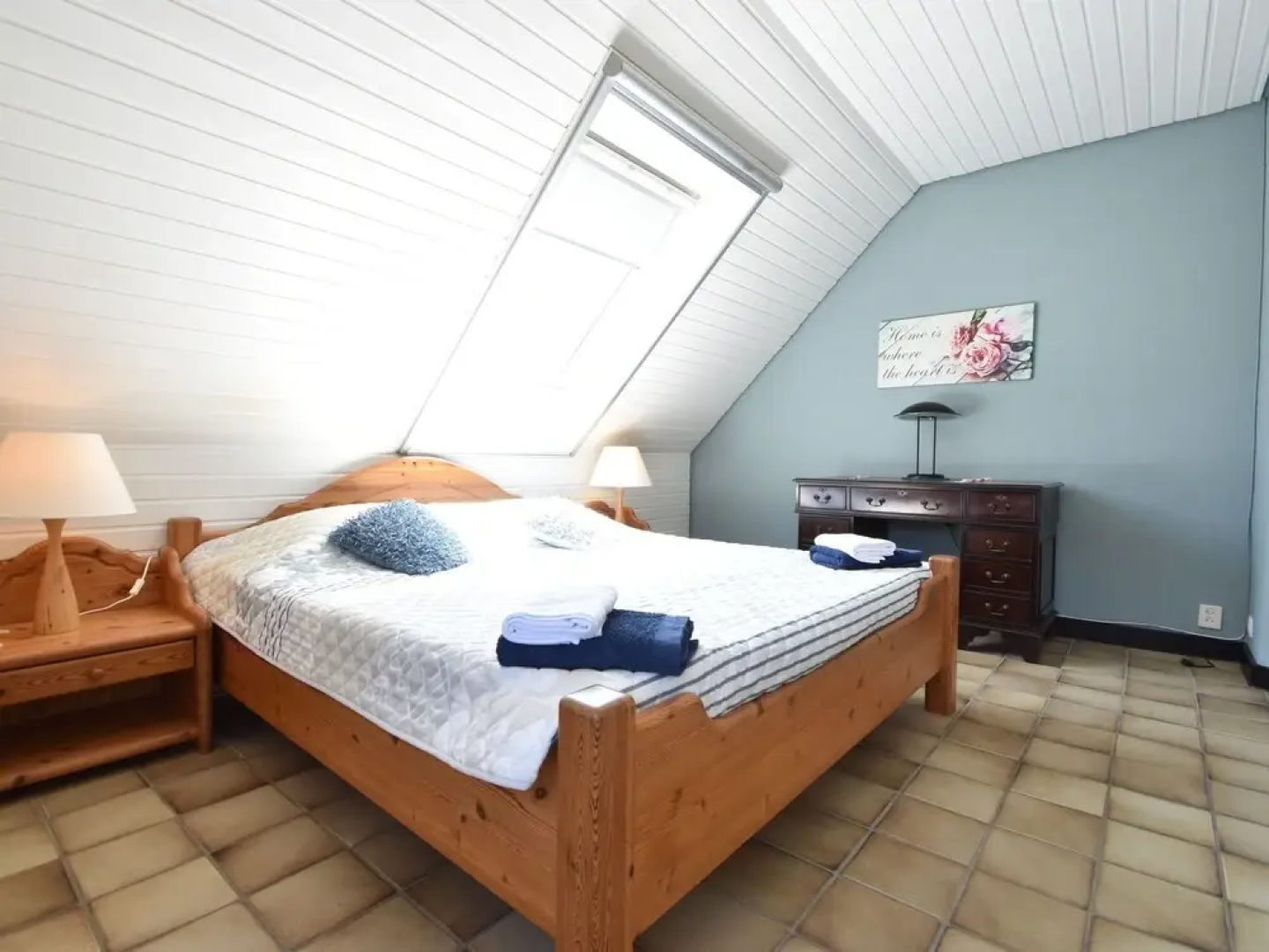Spacious Mansion With Meadow View in Bruinisse