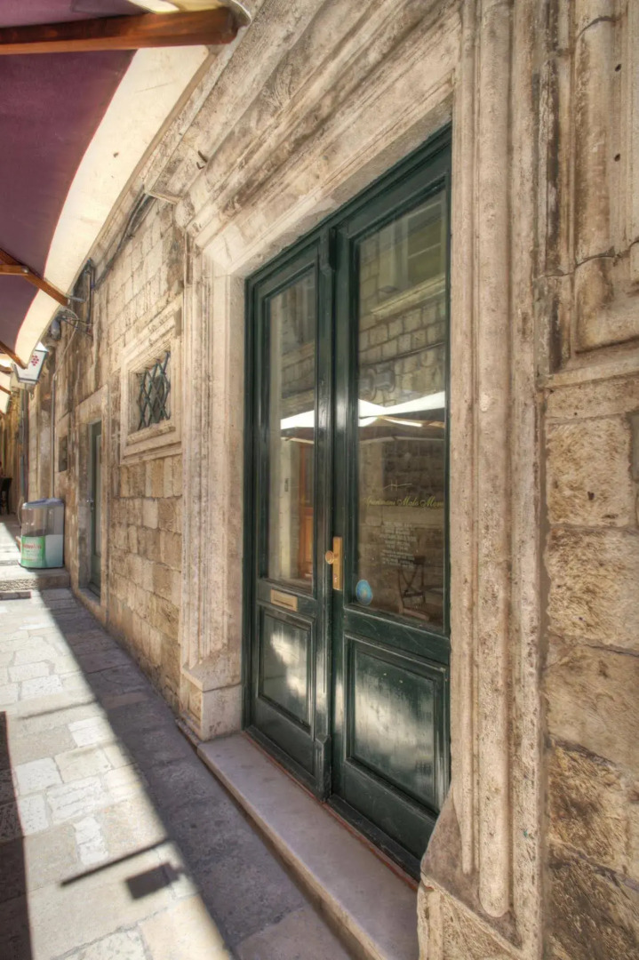 Apartments & Rooms Malo More