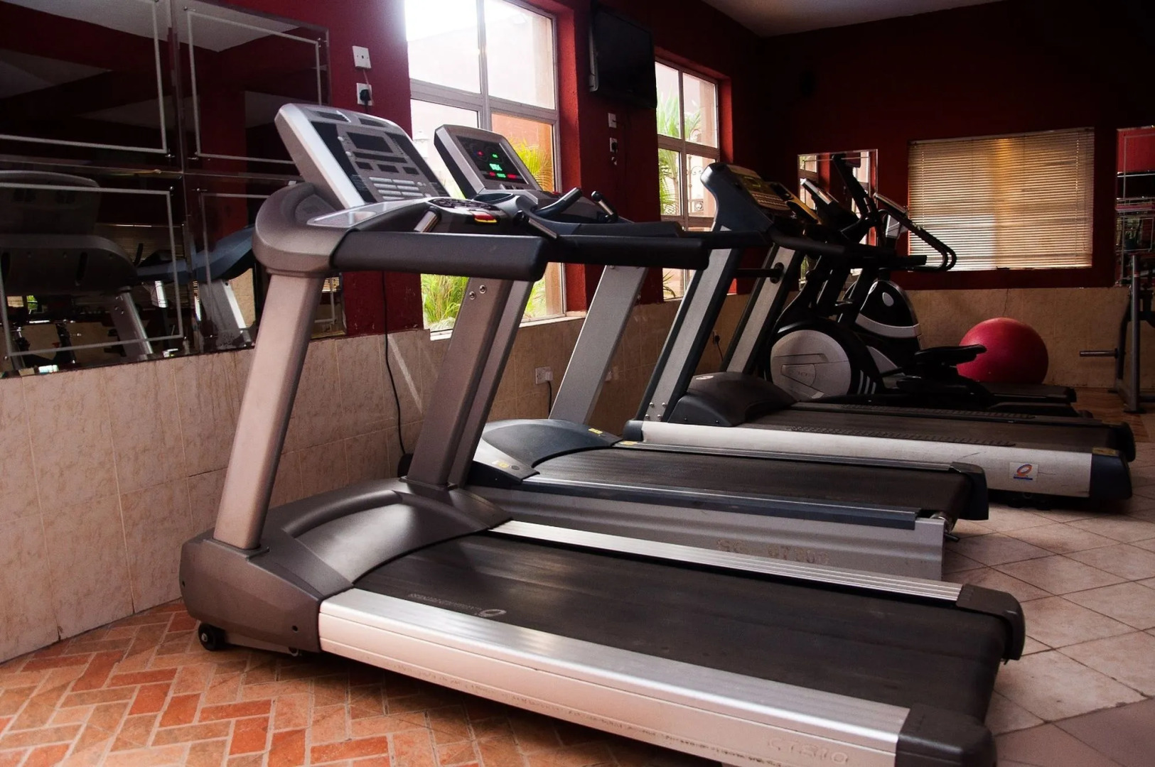 D'Palms Airport Hotel