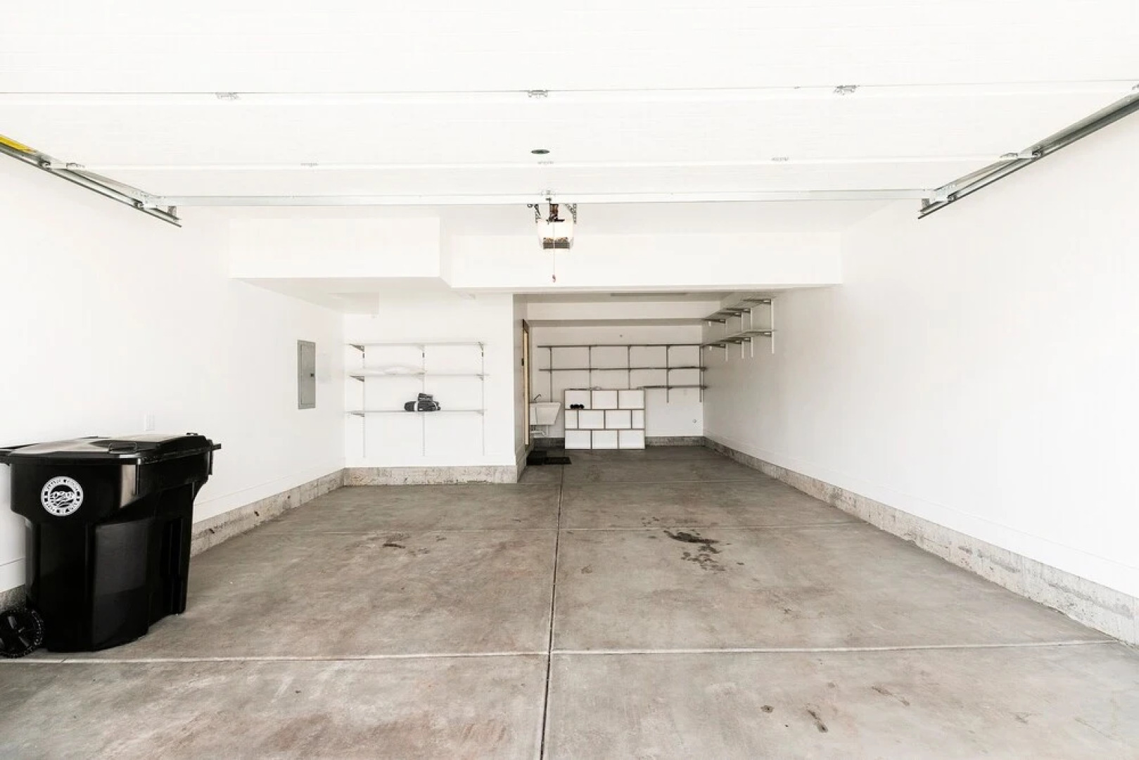 Parks Edge 1119 West Abigail by Blueswell