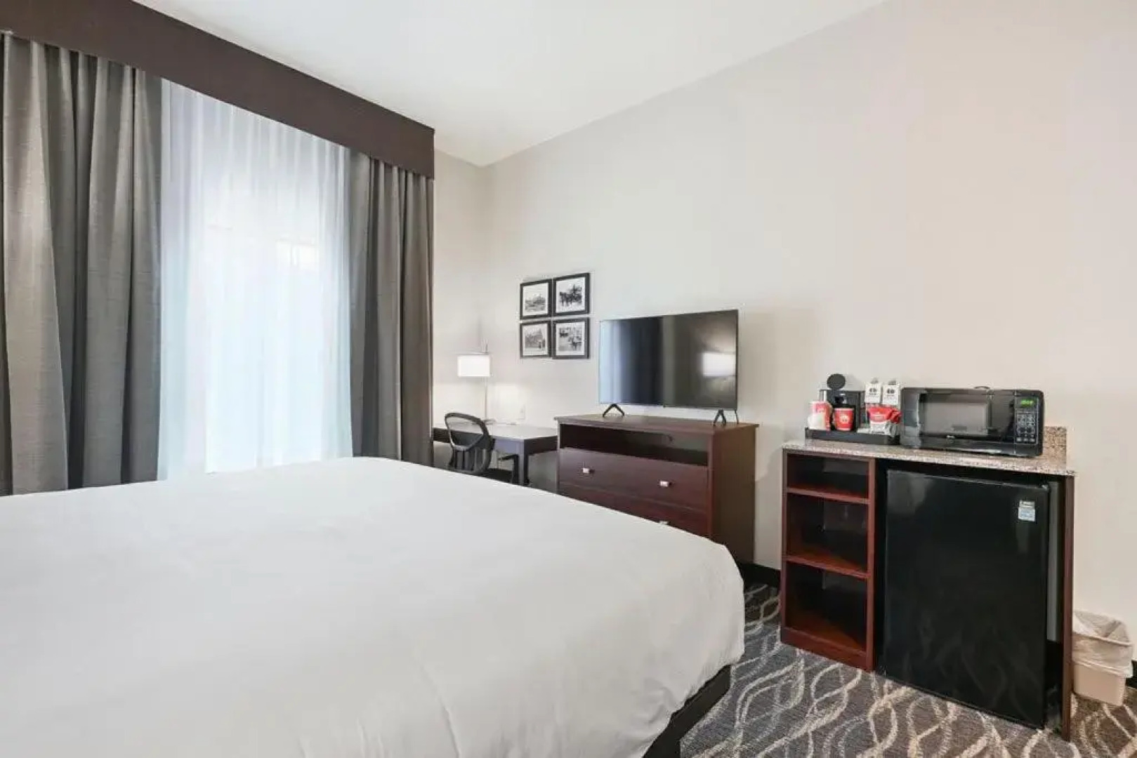 Cobblestone Hotel & Suites - Mosinee