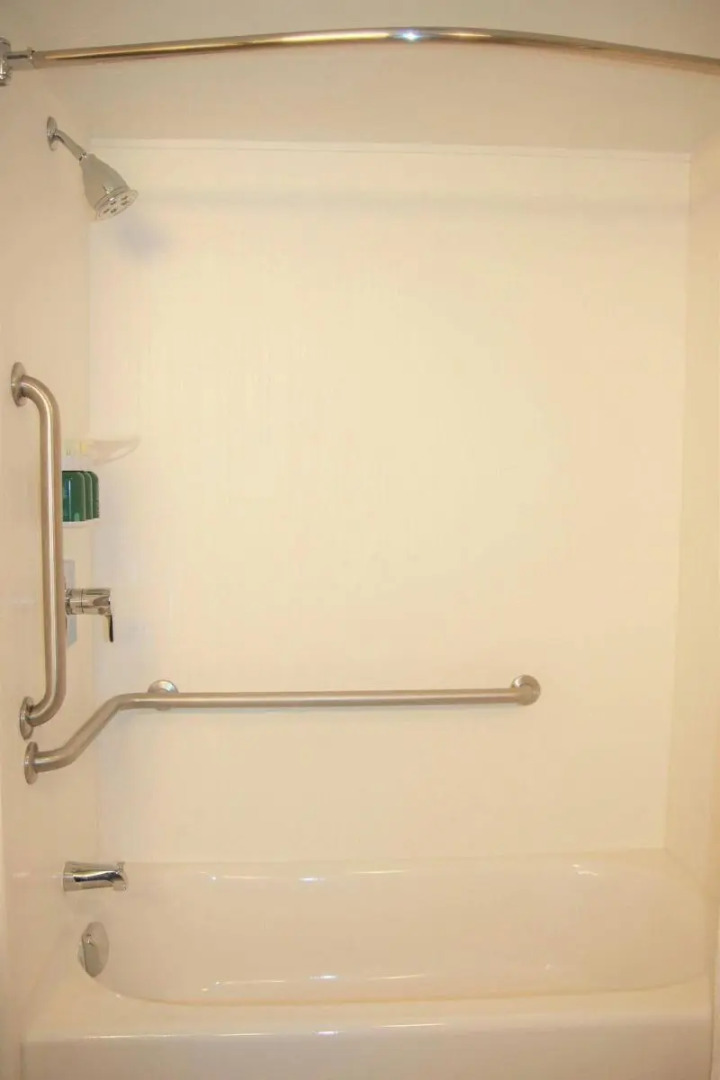 Courtyard by Marriott Waterbury Downtown