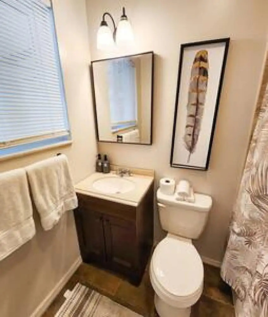 Cozy 4-Bedroom Beachside Home