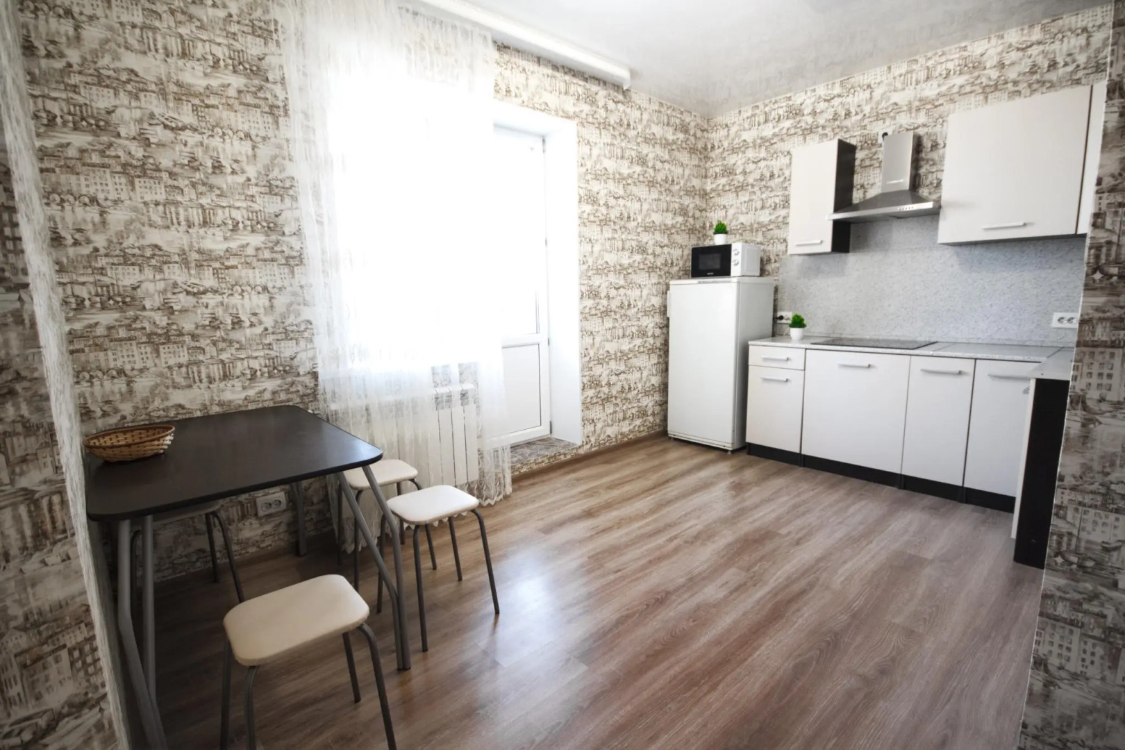 Pryanik Apartments (Пряник Апартментс) на проспекте Ленина 134