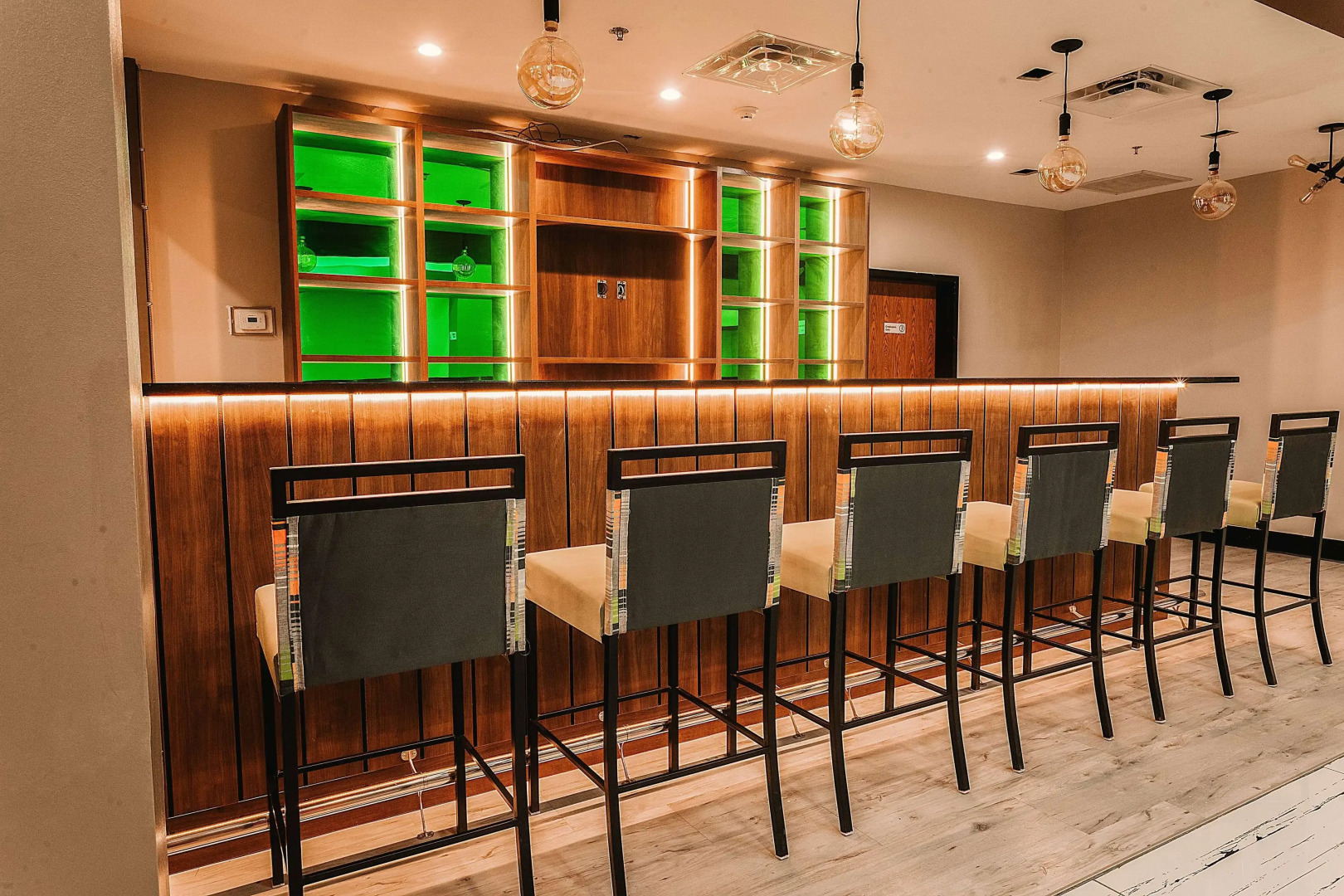 Wyndham Garden Williamsburg Busch Gardens Area