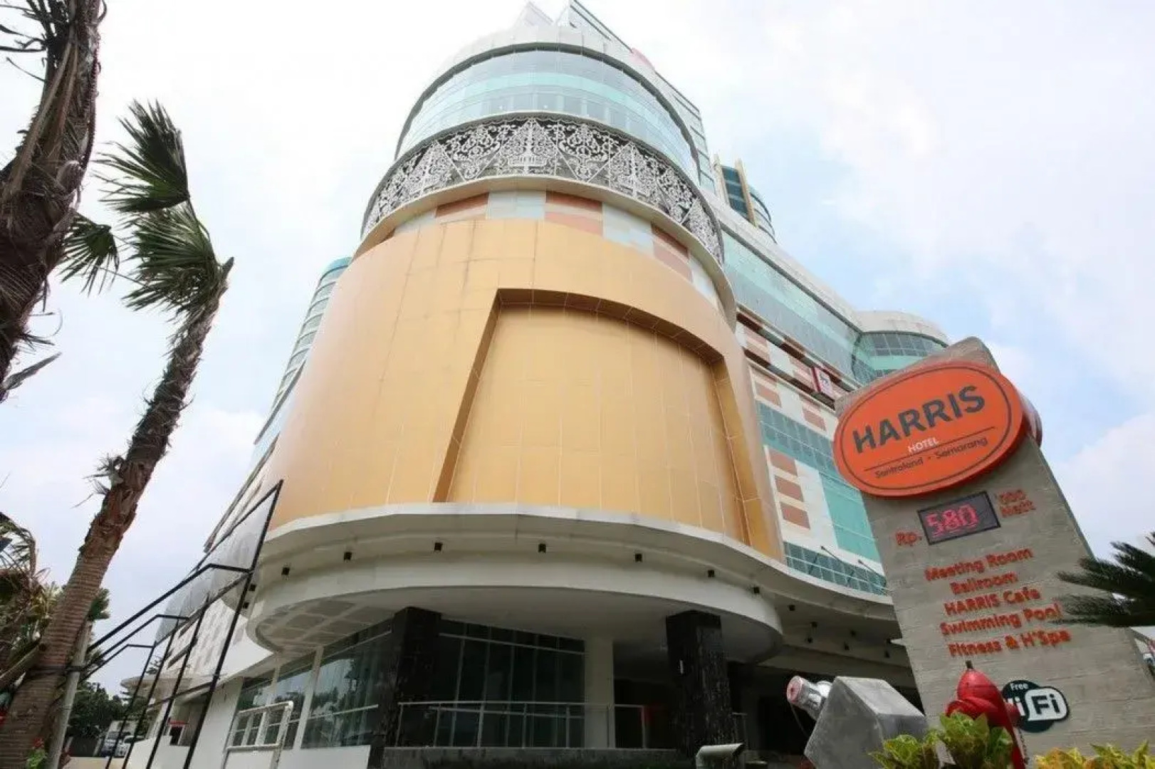 HARRIS Hotel Sentraland Semarang