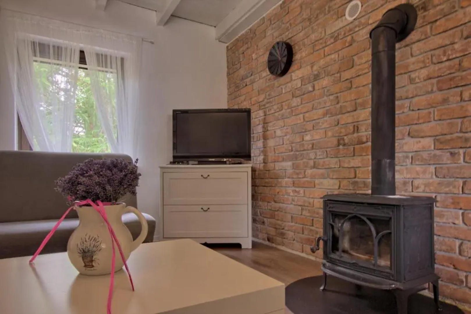 Bajkowy Domek Nad Samym Jeziorem