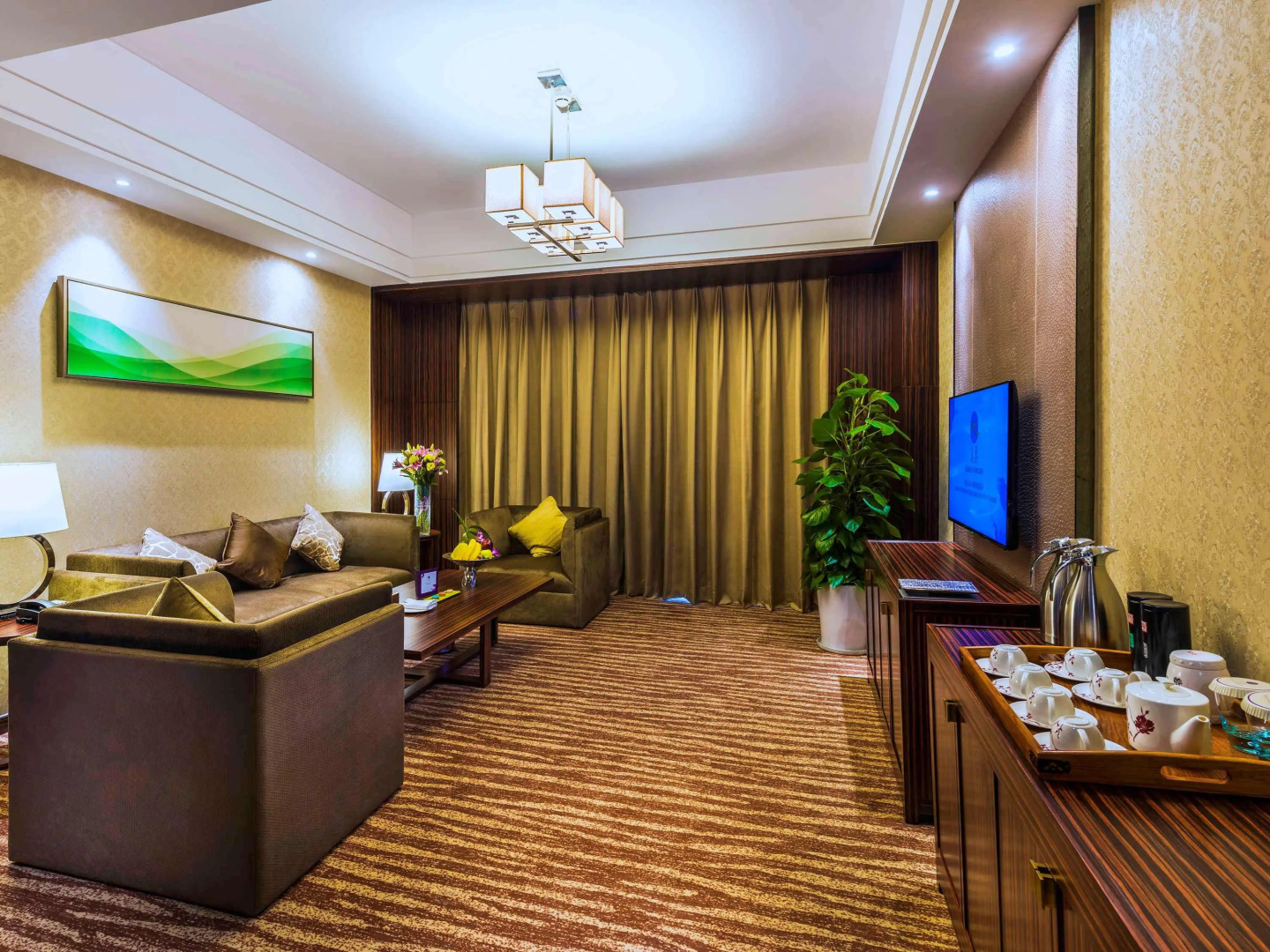 Grand Mercure Qingdao Qinglong