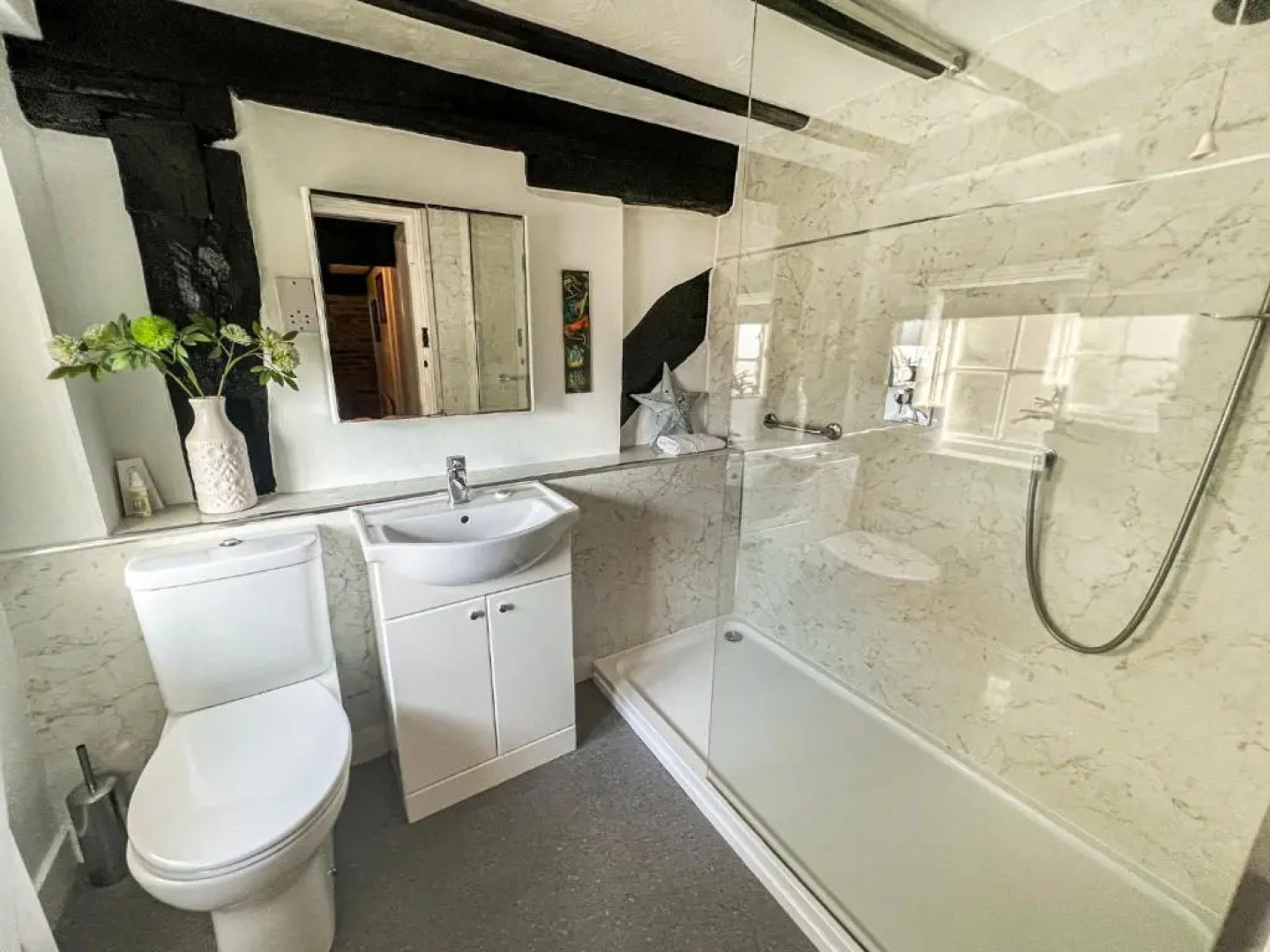 Victoria Cottage 3 Bedroom Grade 2 Listed Cottage Ref#421