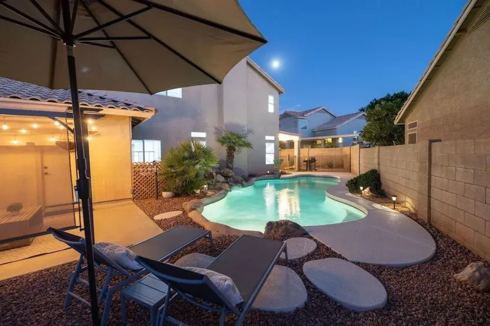 Gilbert Douglas 1 Bedroom Home by RedAwning