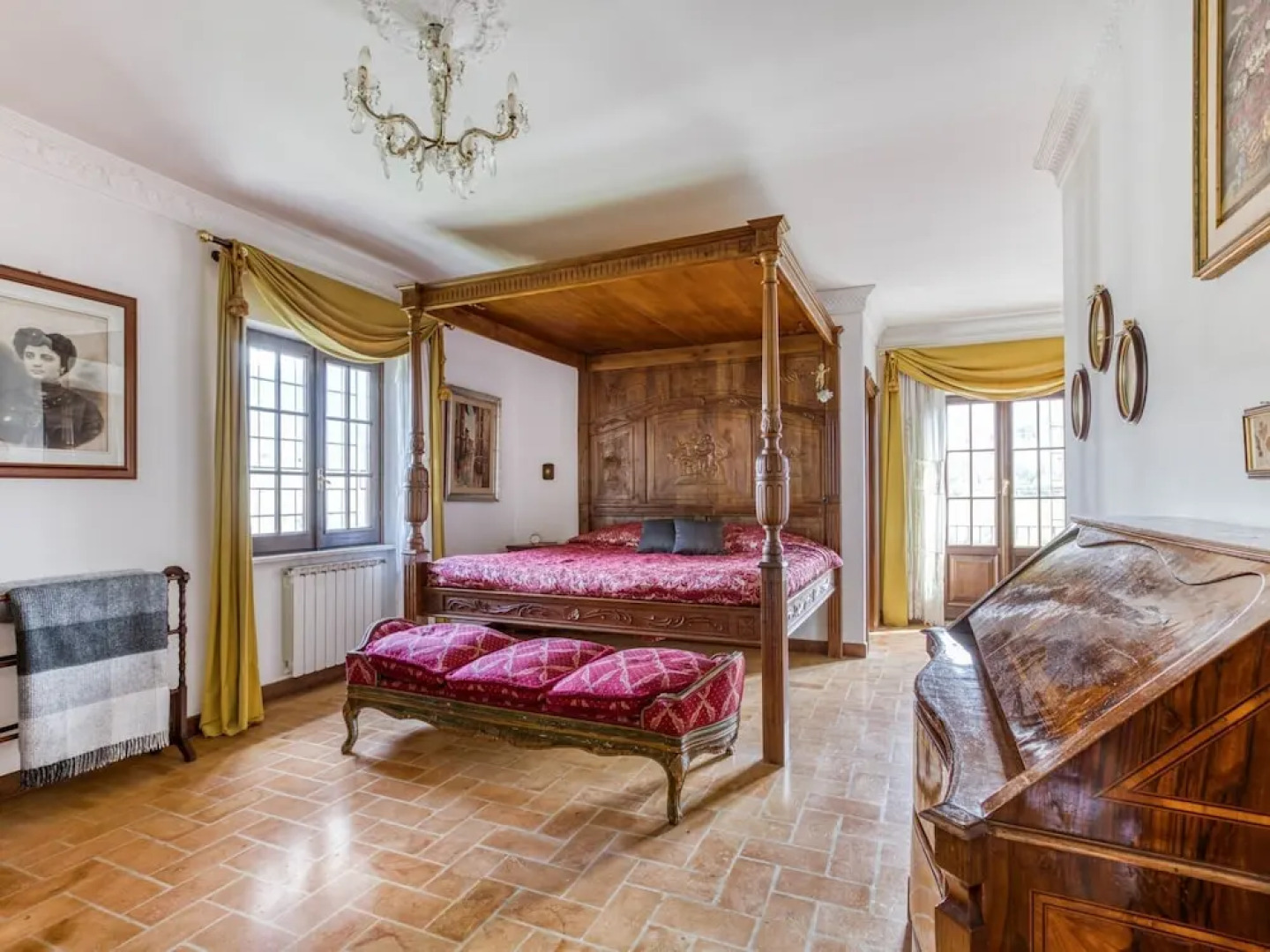 Graceful Holiday Home in Poggio Catino With Swimming Pool