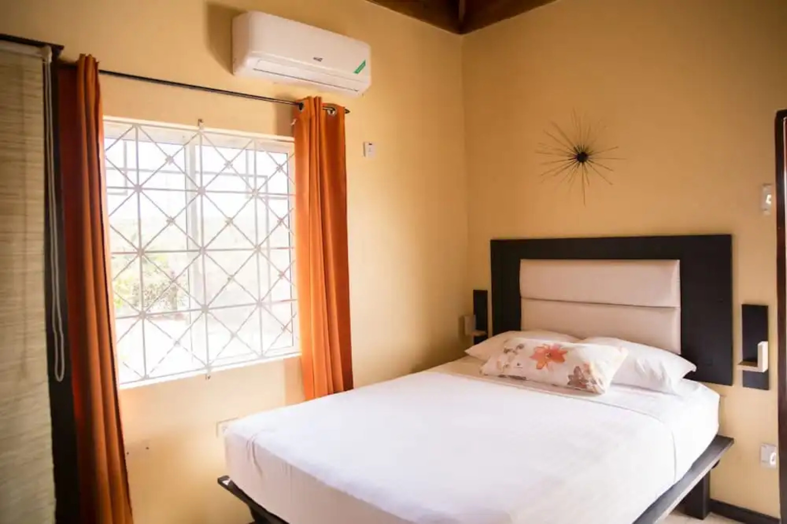 20 Minutes Walk to the Beach