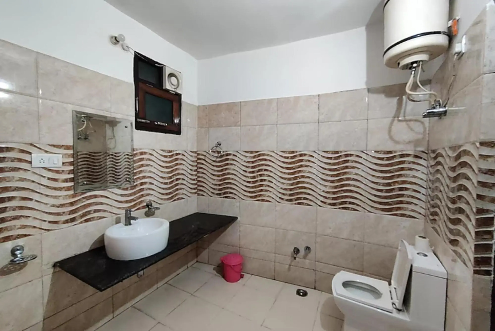 Hotel Himadri Almora