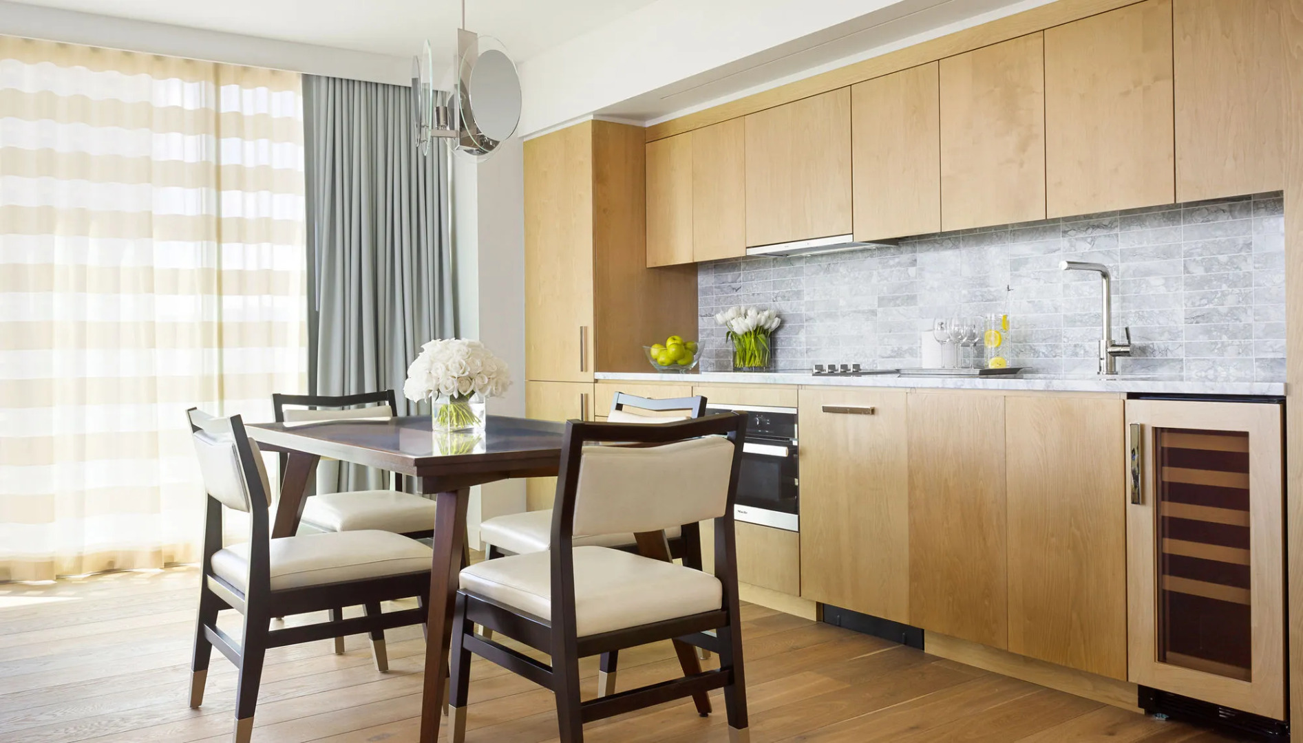 The Ritz-Carlton Residences, Waikiki Beach