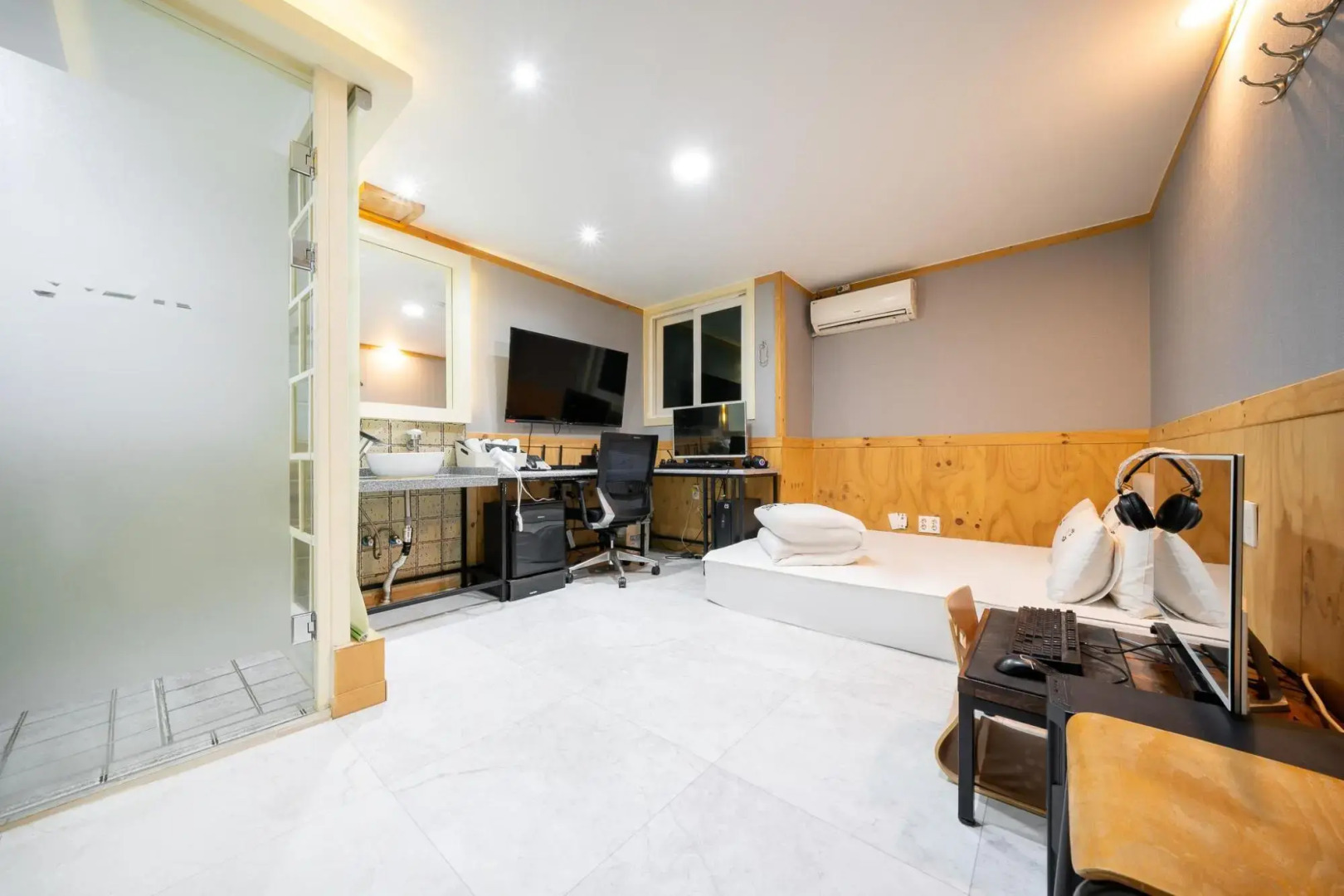 Suncheon Noble Self Check-in Motel