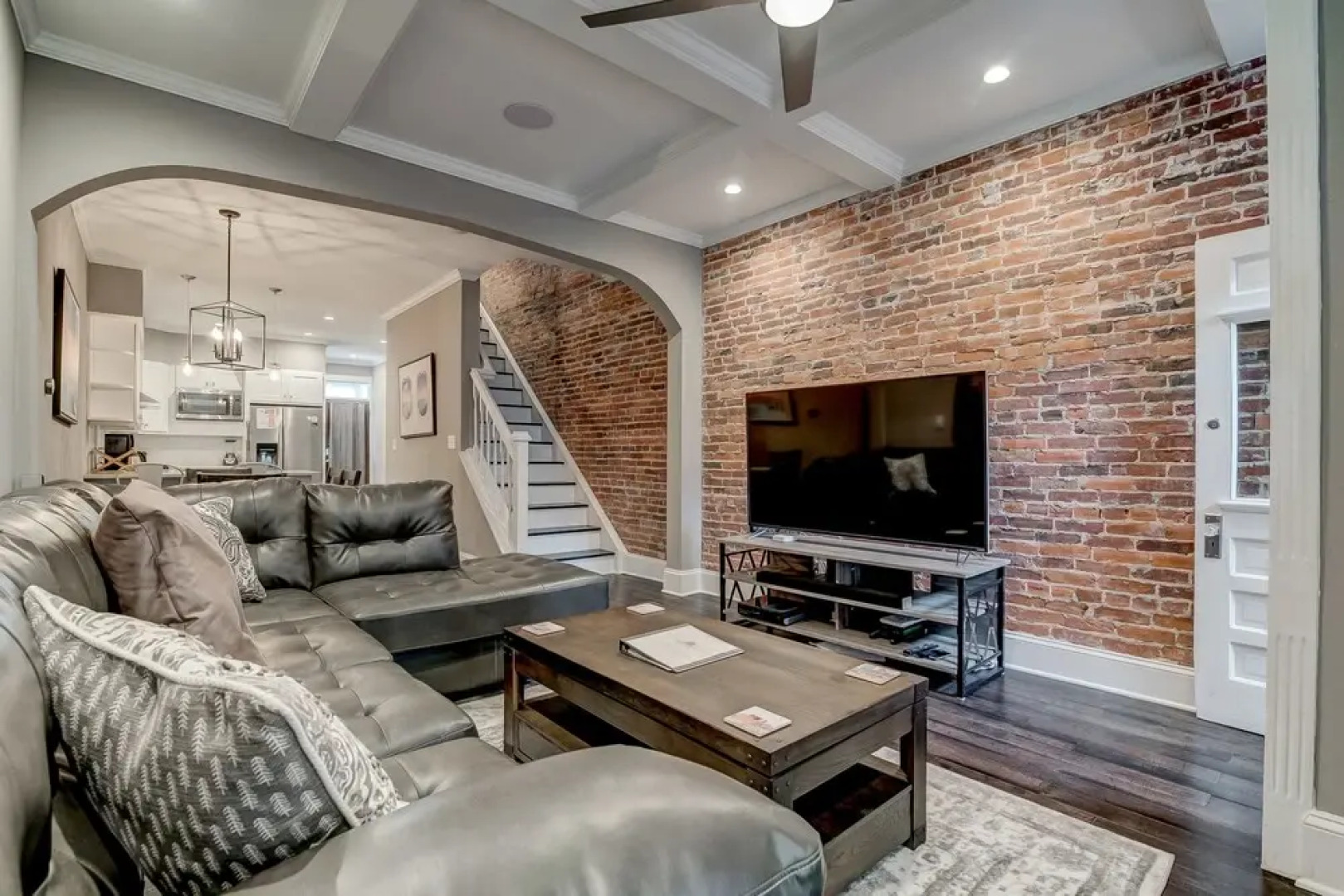 Luxury Home Near Harbor With Roofdeck & Parking