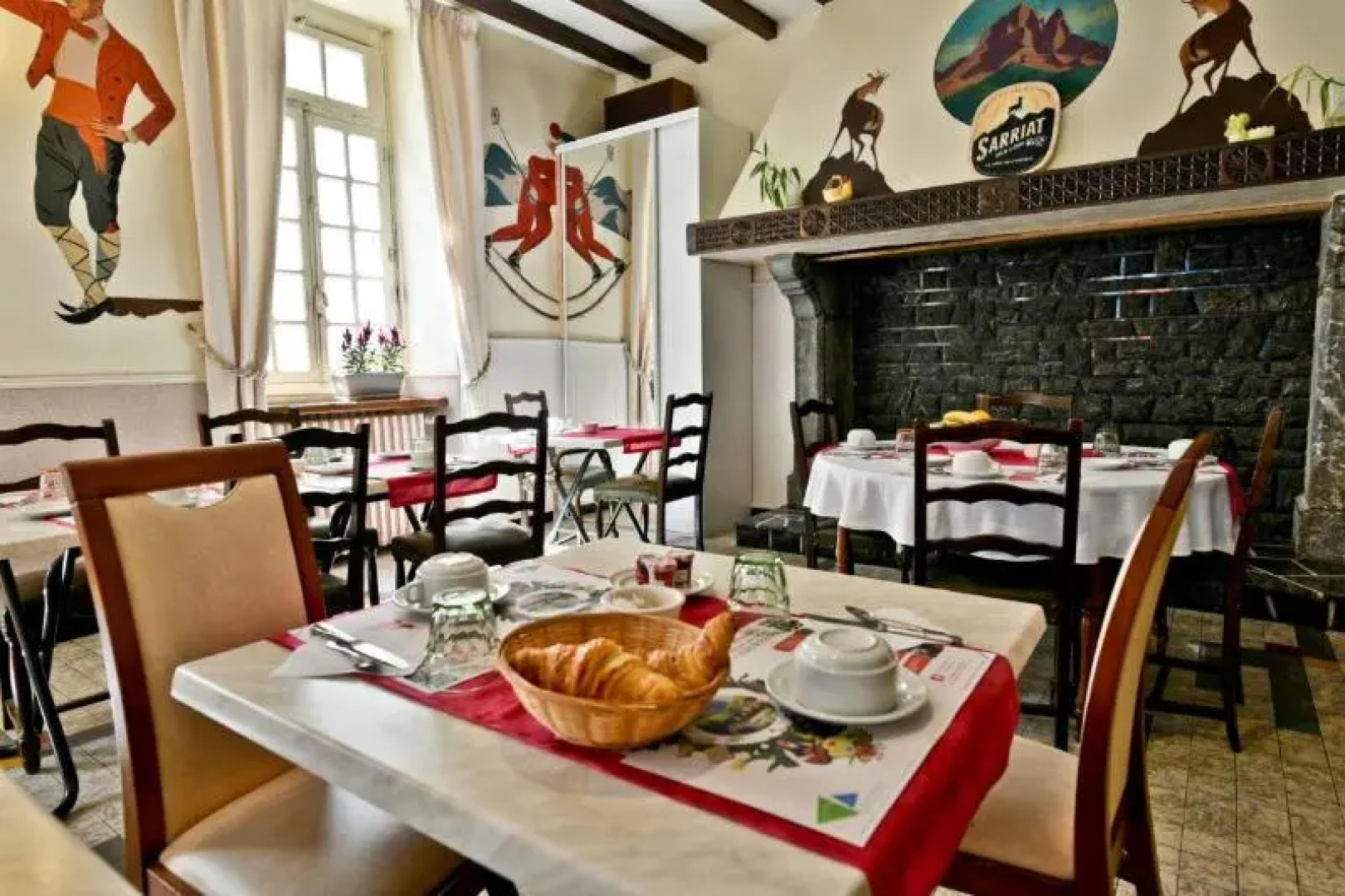 Logis Hotel De France