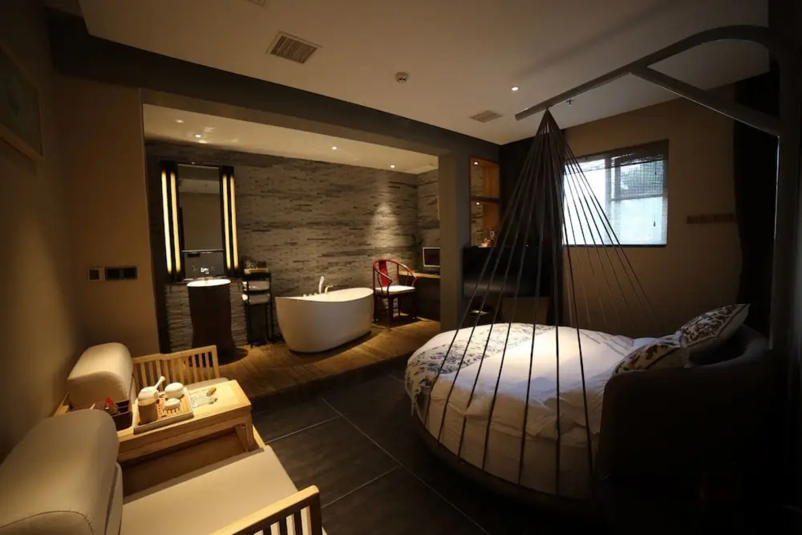 Crystal Palace Hotel New Factory Branch