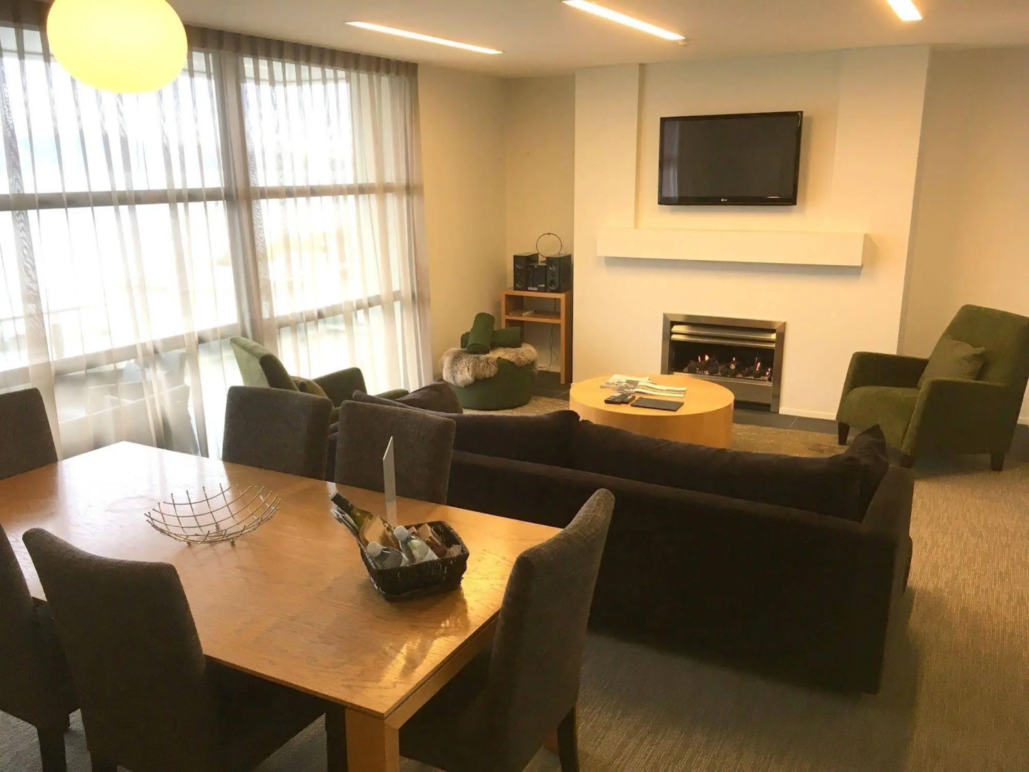 Element Escapes Luxury Apartments