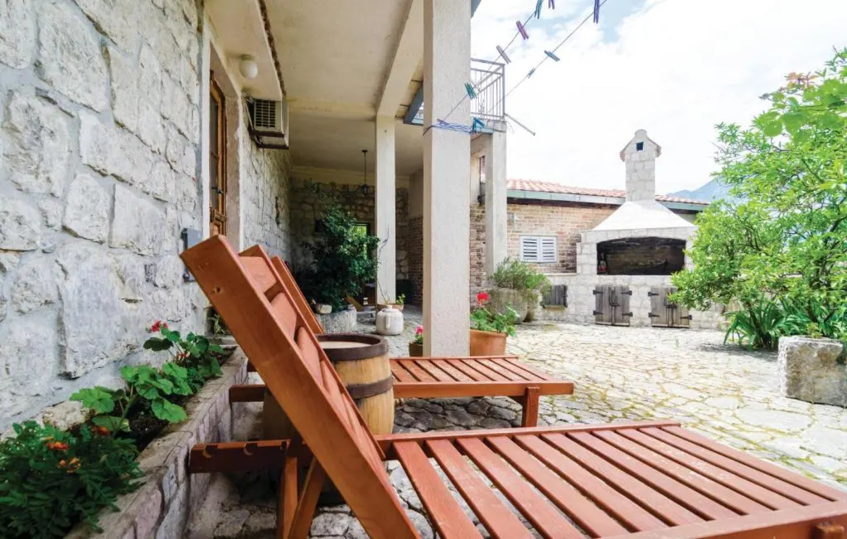 Apartments in Rustic House