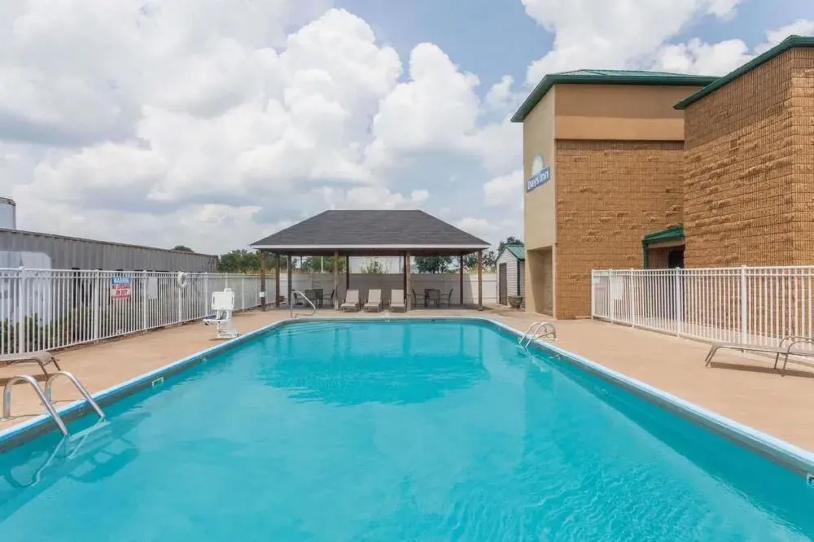 Days Inn Bowling Green