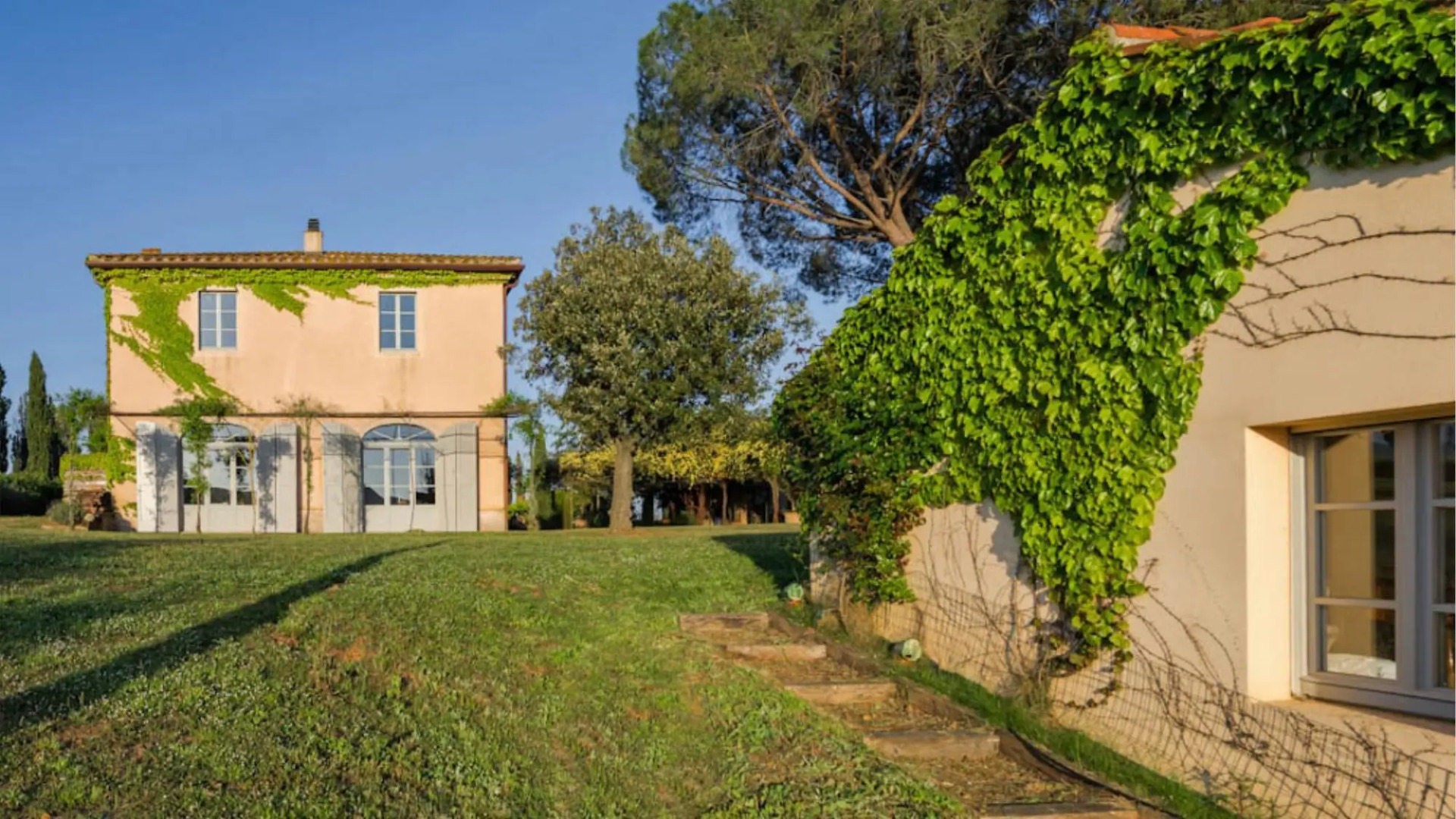 Luxury Villa at 15 Minutes Driving From the Seaside-villa Moscato
