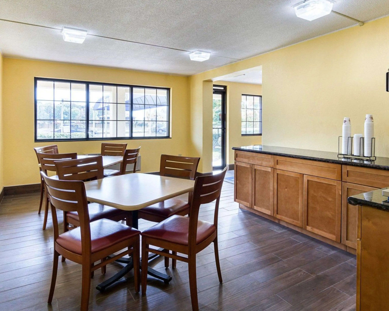 Rodeway Inn Joint Base Andrews Area