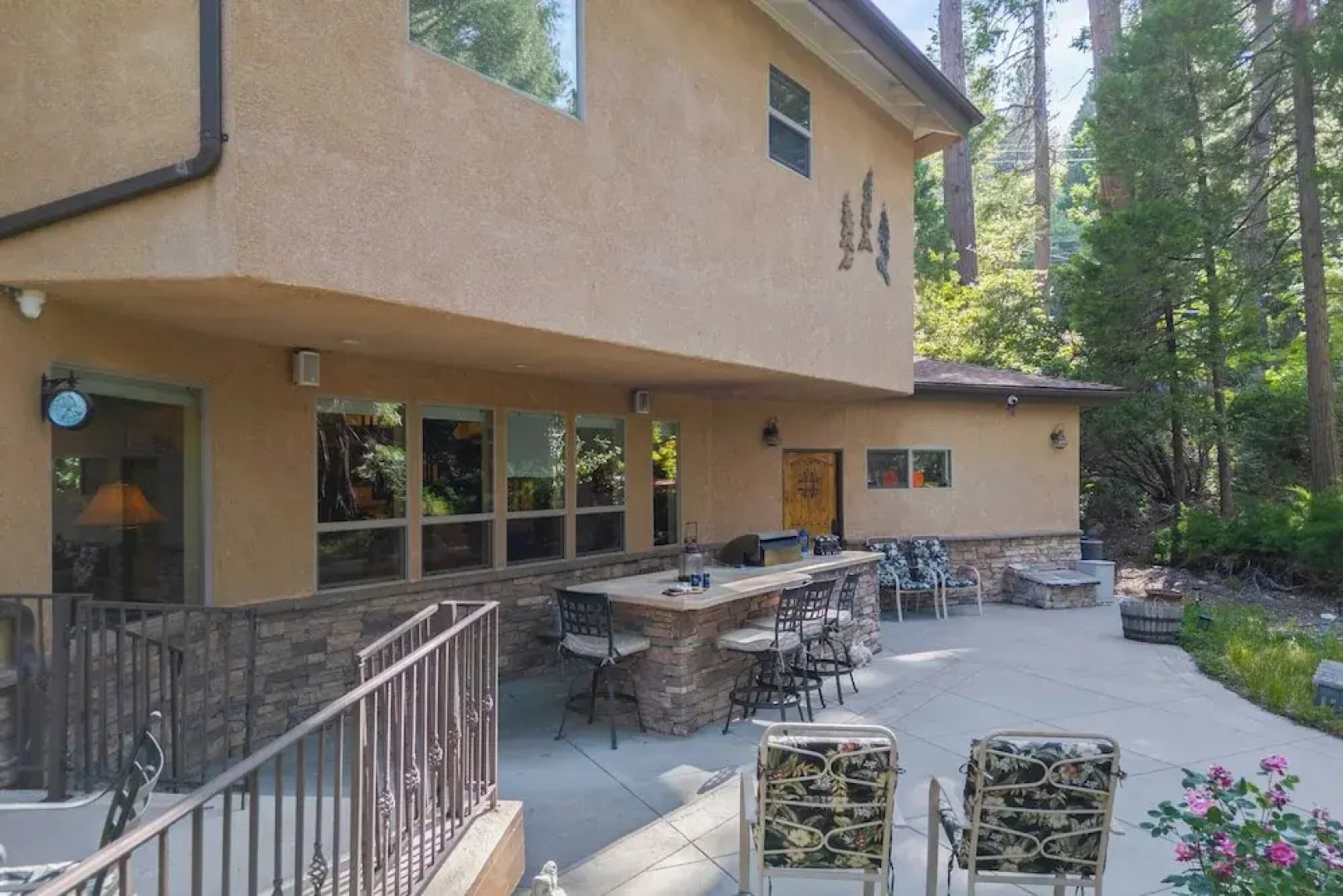 The Fairway Hideaway by Avantstay Game Room, Outdoor Dining & Near Lake Arrowhead