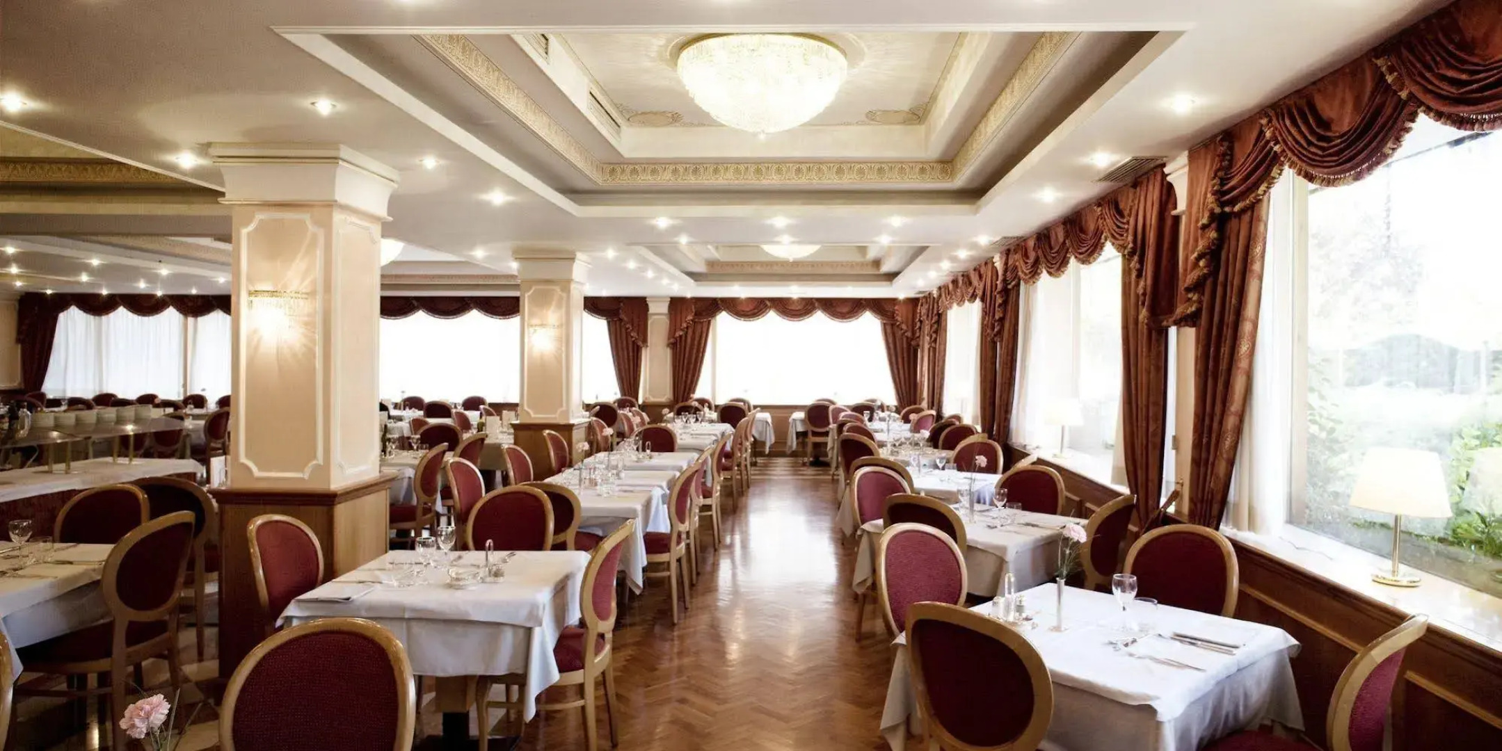 Comano Cattoni Holiday