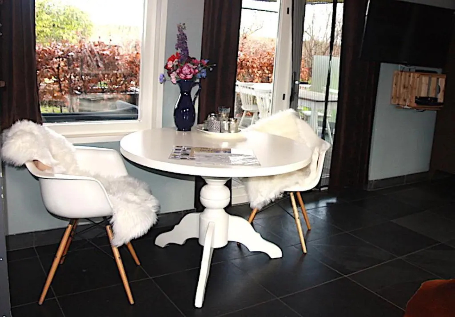 Garden House, Private studio apartment with wifi and free parking for 1 car