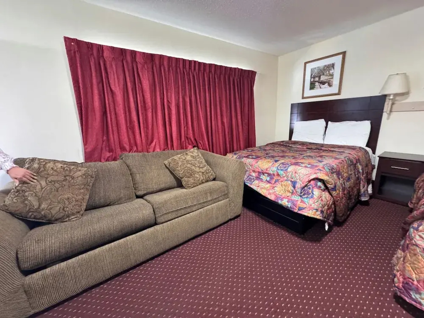 Whispering Pines by Hotel O Whitestone VA