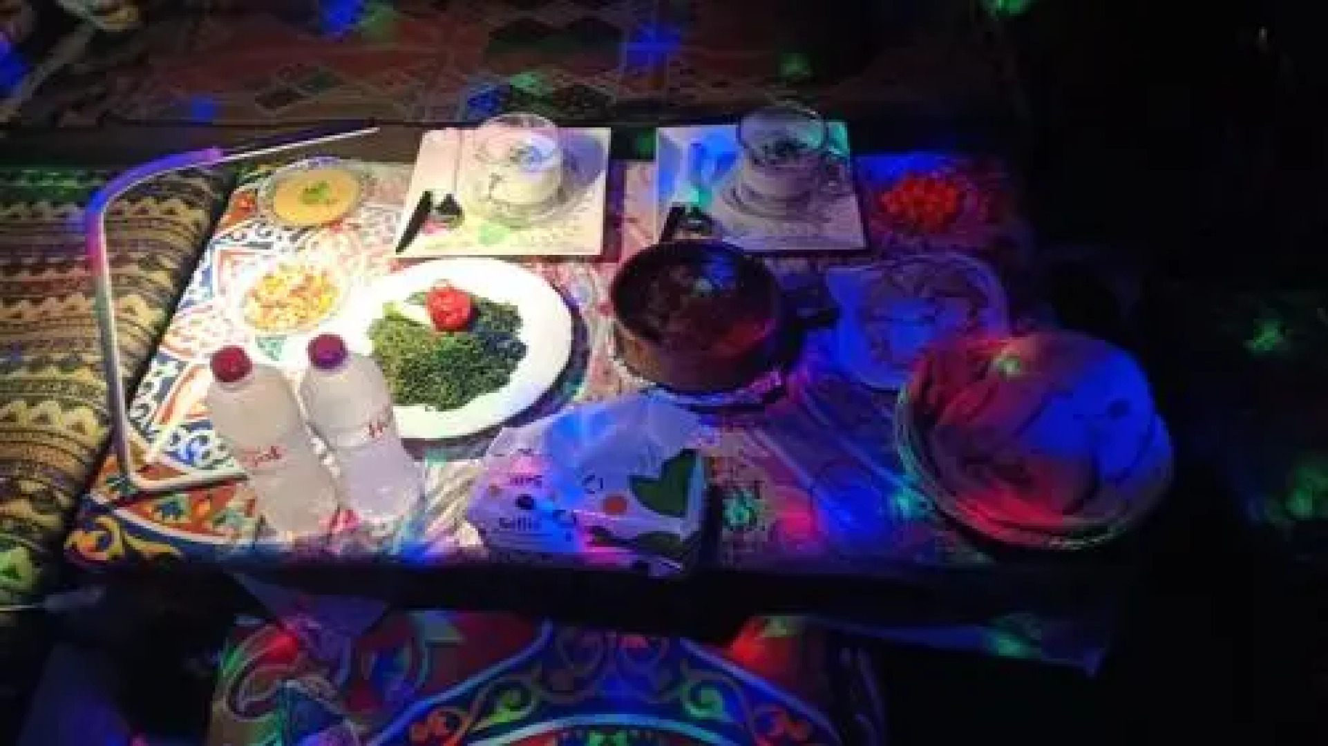 Pyramids Overlook Inn