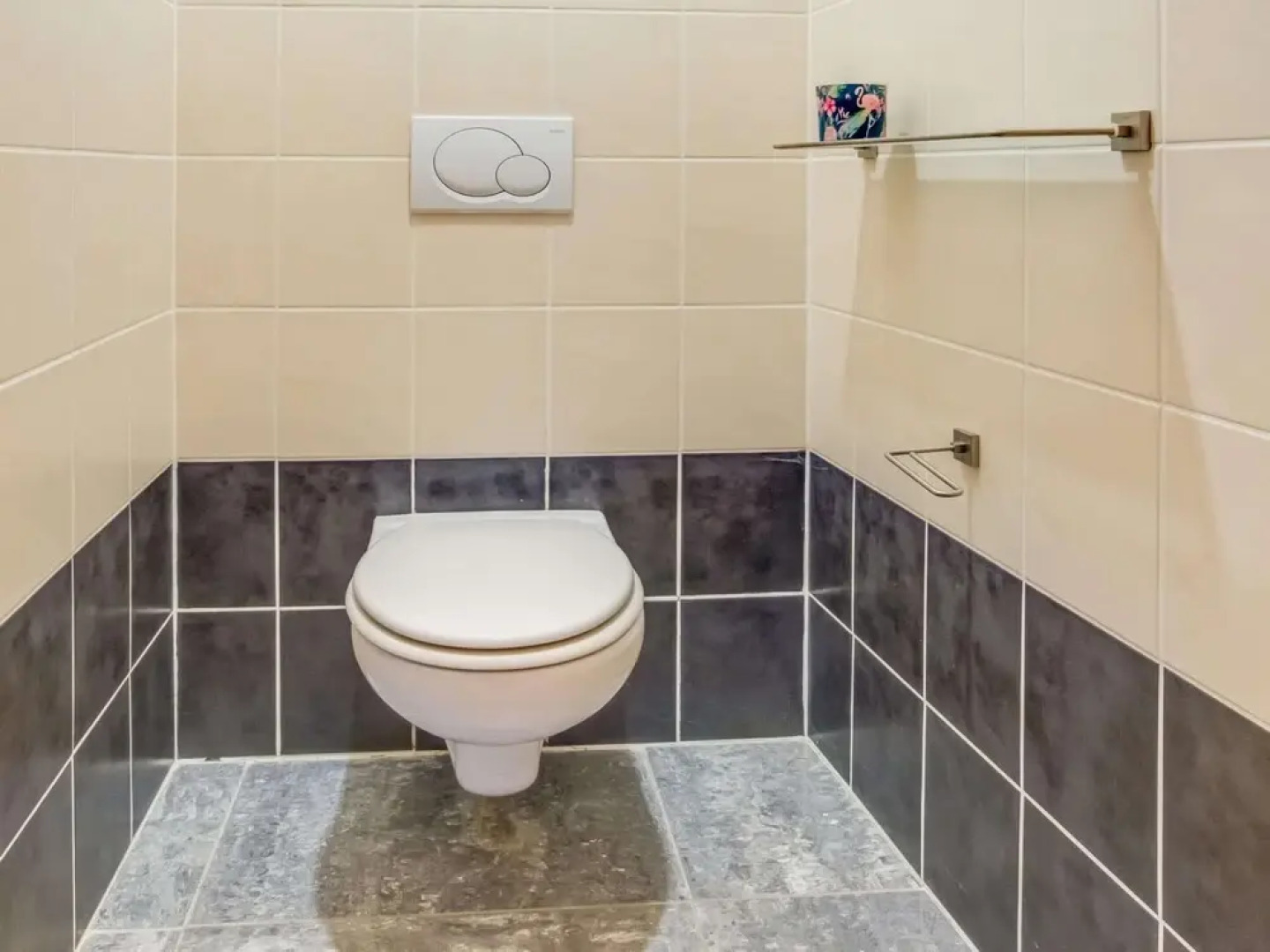 Lush Holiday Home in Vlaanderen With Private Pool