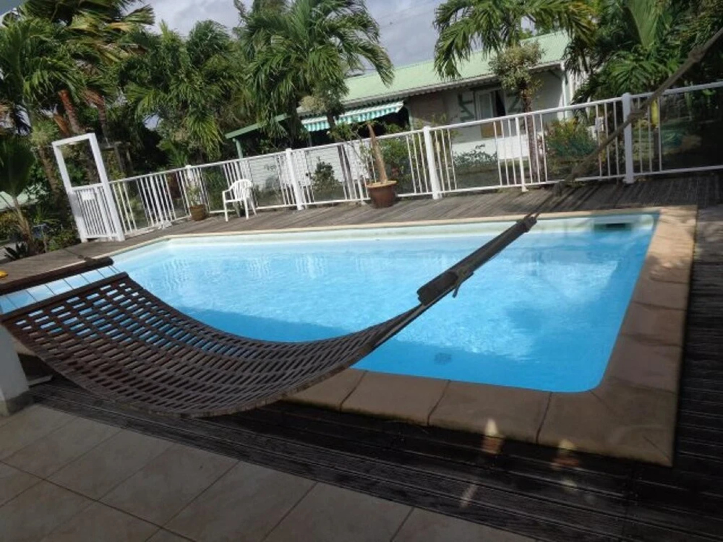 House With 2 Bedrooms in Le Moule, With Pool Access, Furnished Garden