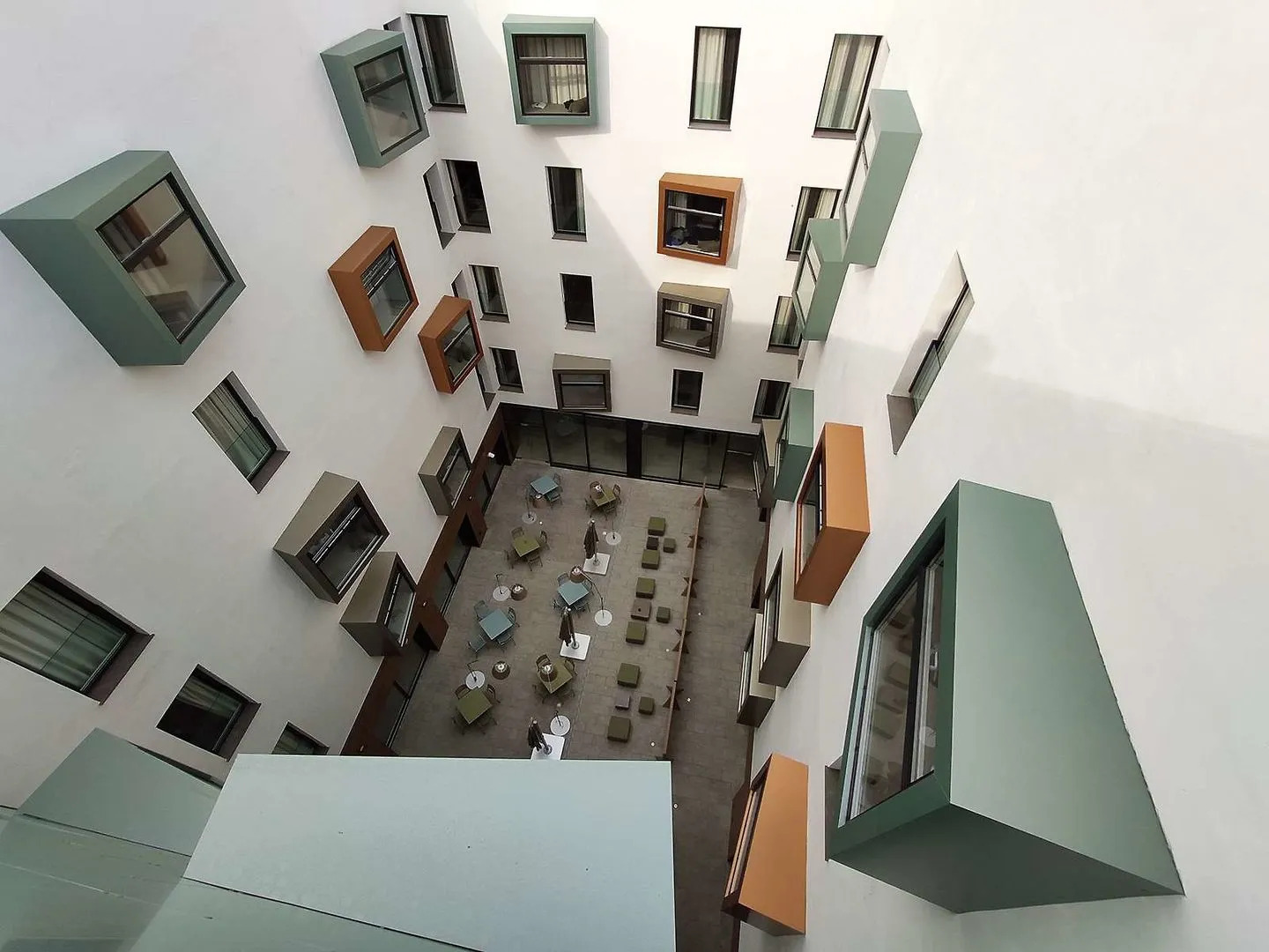 Hotel Macia Sevilla Kubb