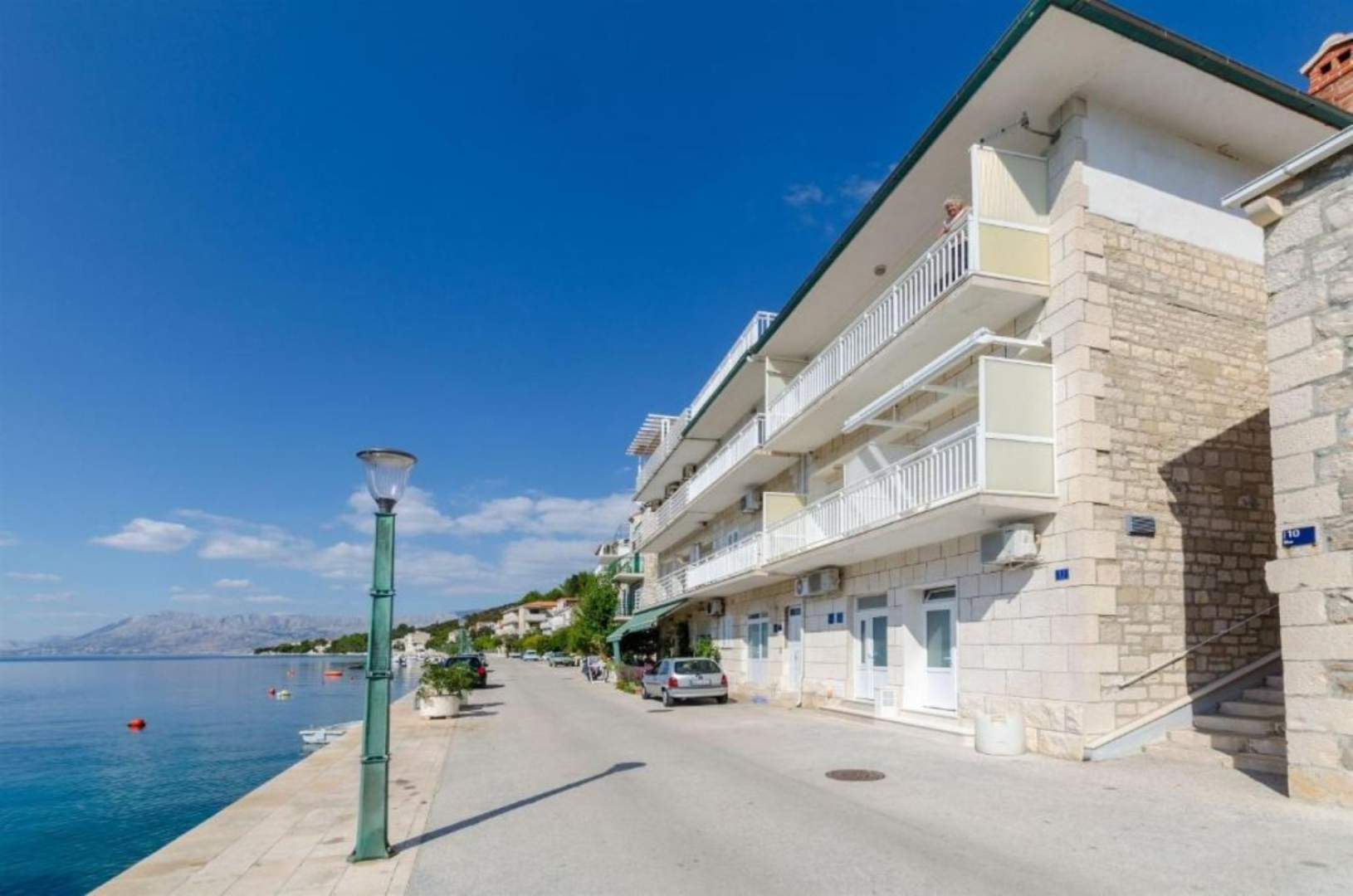 Apartment More - at the waterfront: A Povlja, Island Brac