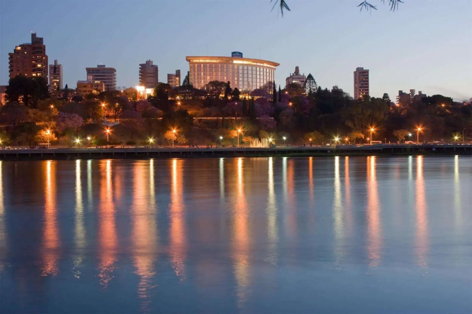 Howard Johnson by Wyndham Plaza Hotel Mayorazgo