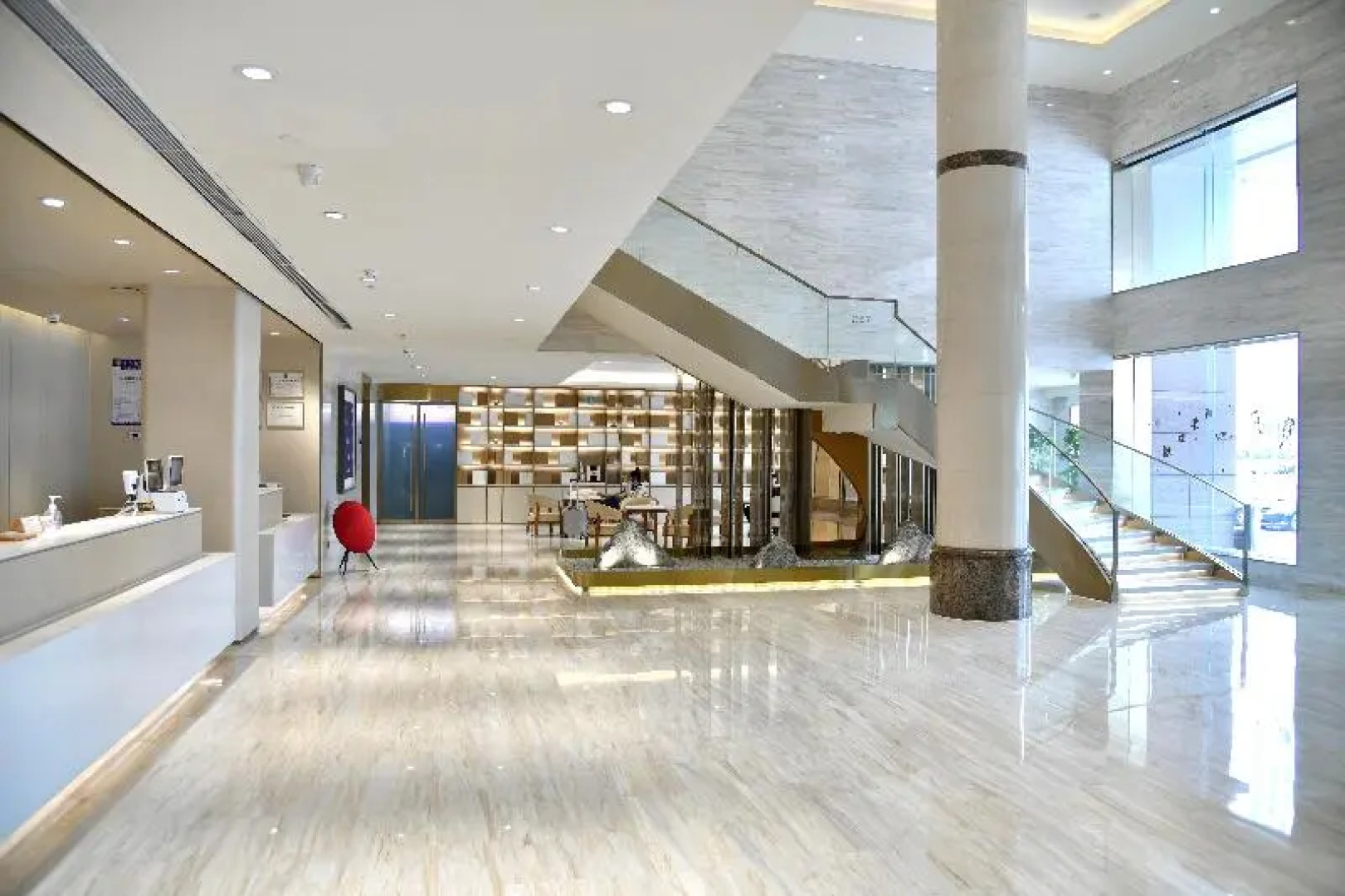 Ji Hotel (Rizhao Lighthouse Seaside Scenic Area)