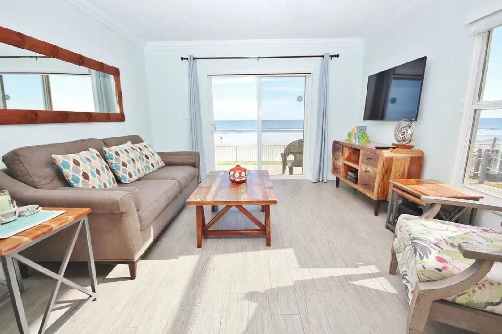 Sea Coast Gardens II 106