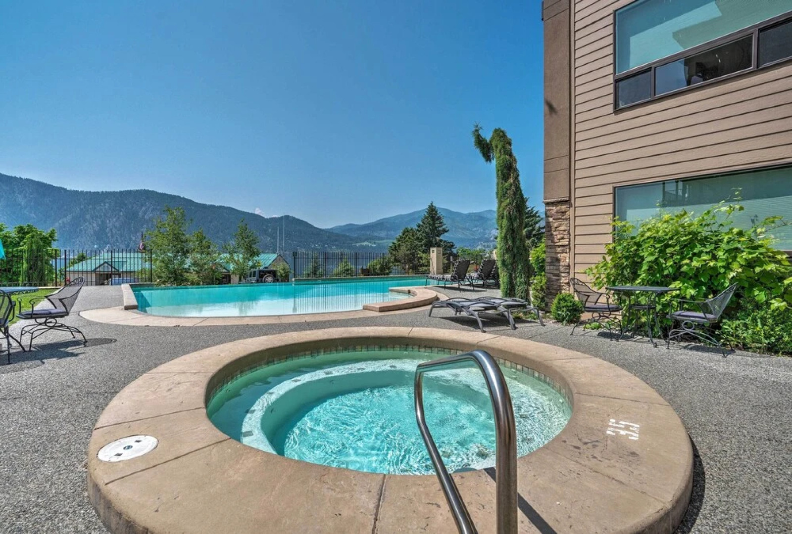 Modern Manson Condo w/ Pool & Lake Chelan Views!