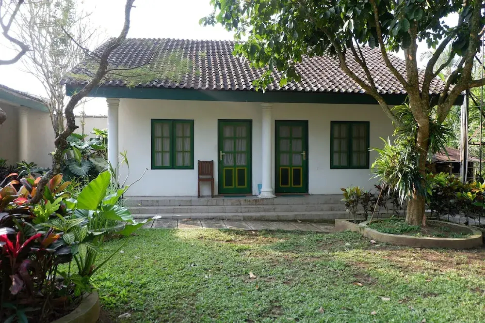 Omah Kebon Guest House
