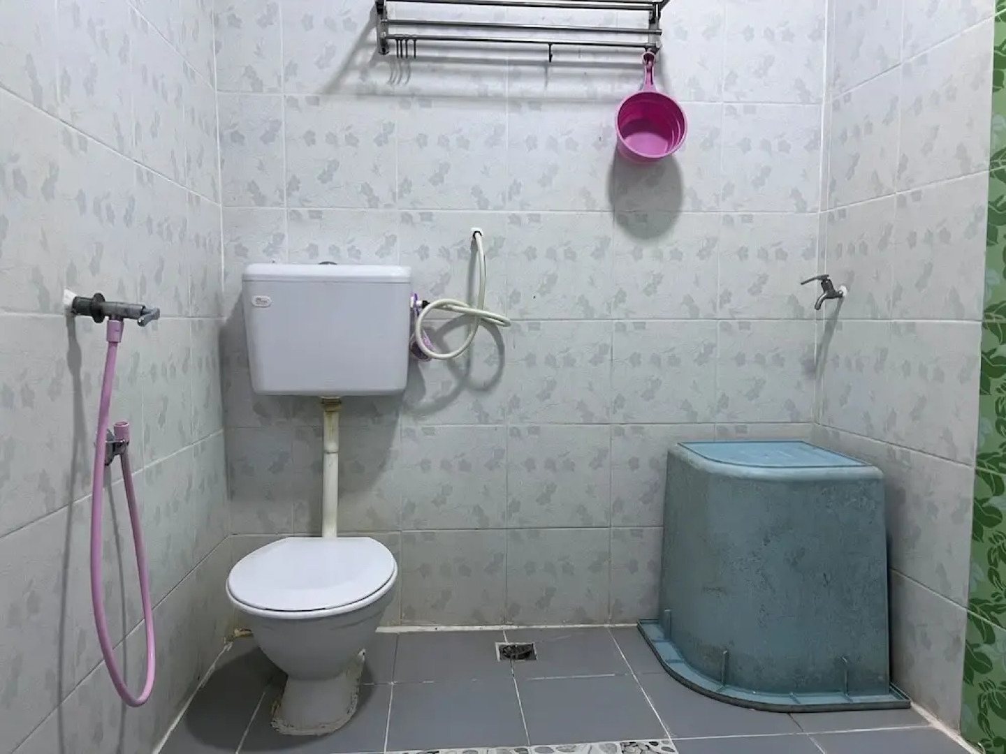 Capital O 91017 Tuba Beach Resort @ Pulau Tuba