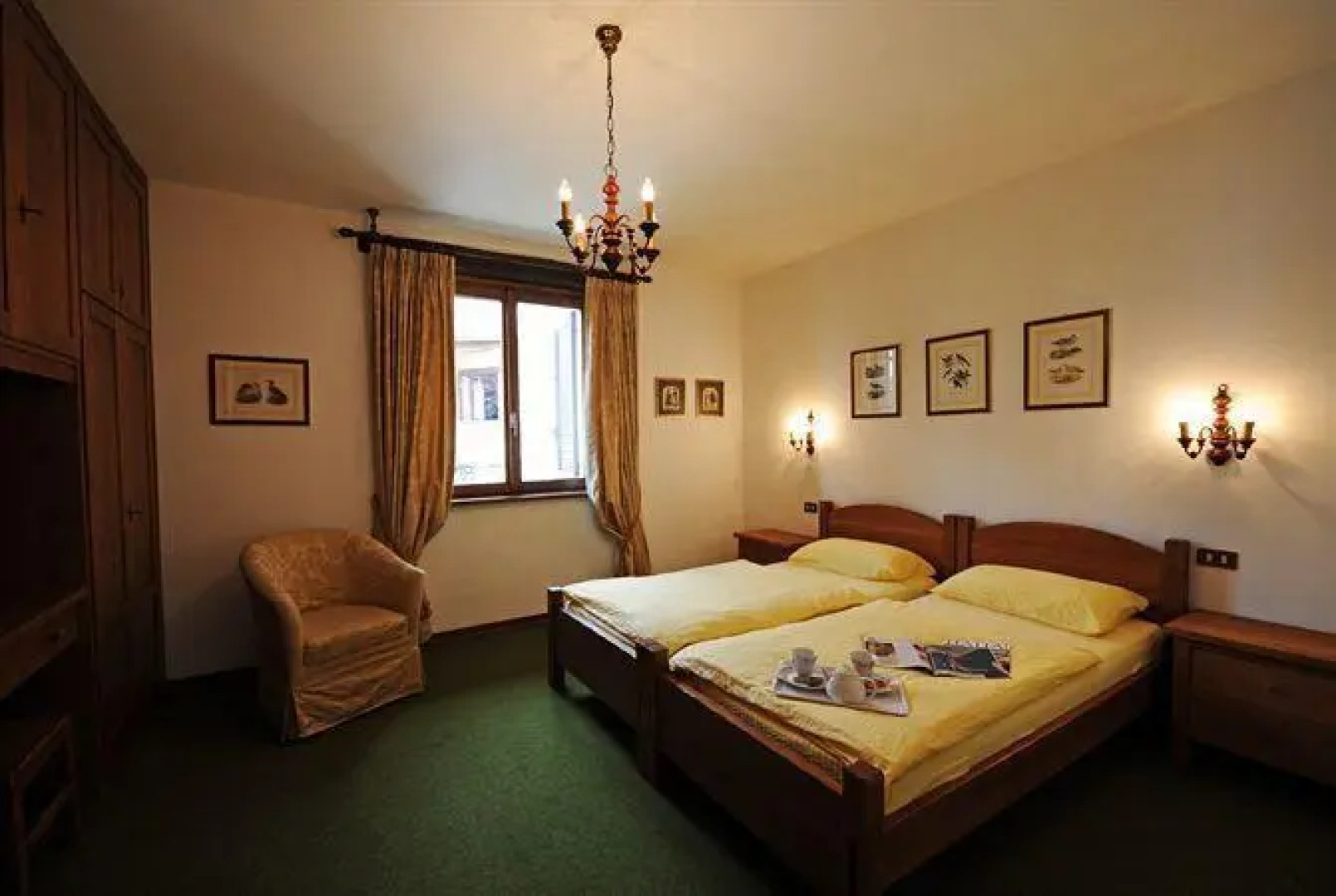 Villa Magnolia Apartments