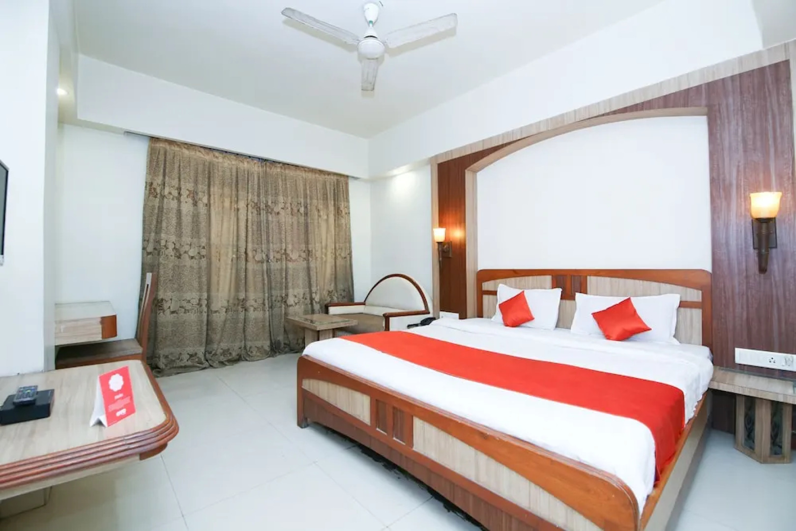 Oyo 10415 Hotel Prestige Princess
