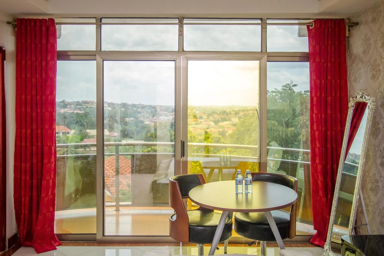 Sal's Boutique Hotel