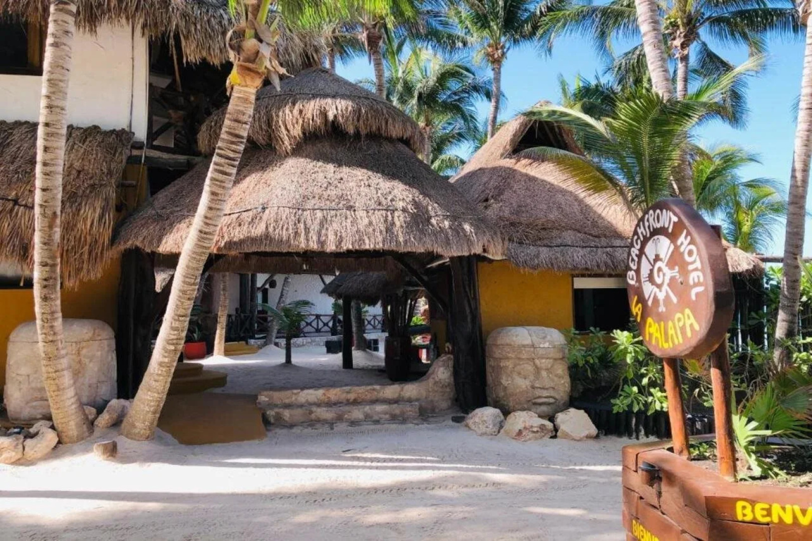 Beachfront Hotel La Palapa - Adults Only