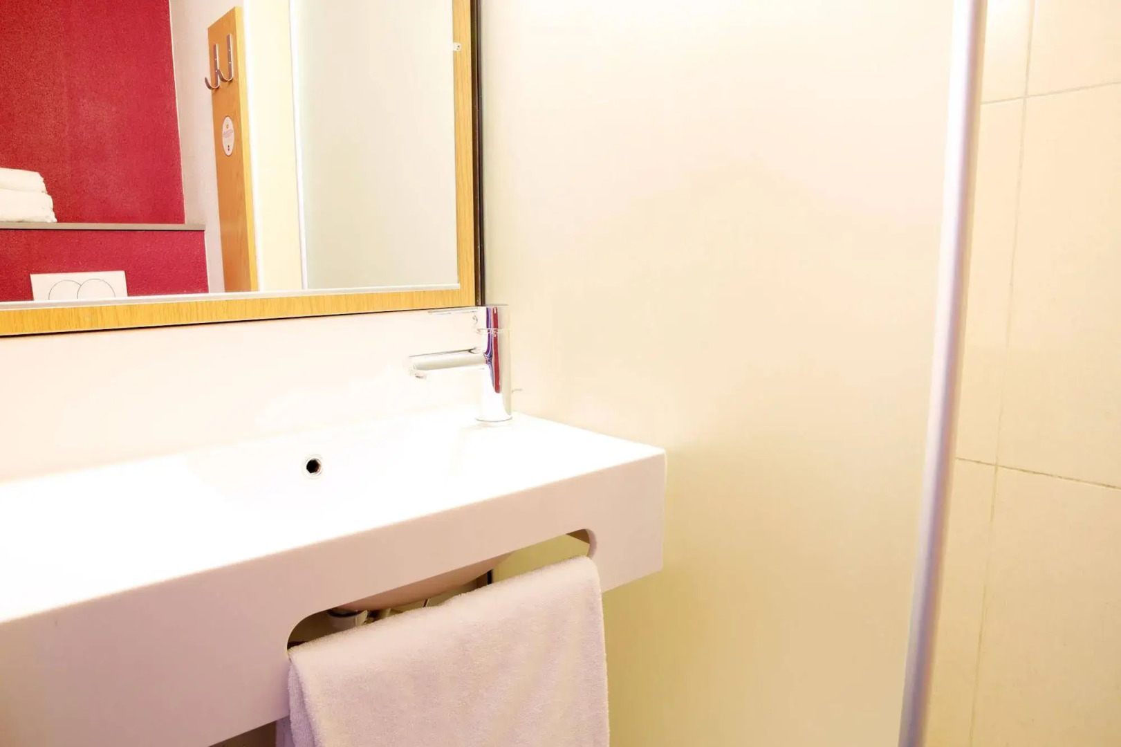 B&B HOTEL Aix-en-Provence Le Tholonet