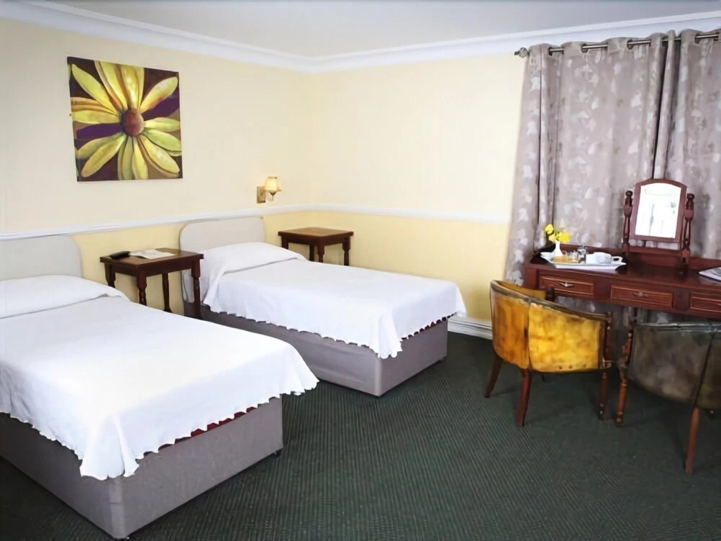 Reddans of Bettystown Luxury Bed & Breakfast, Restaurant and Bar